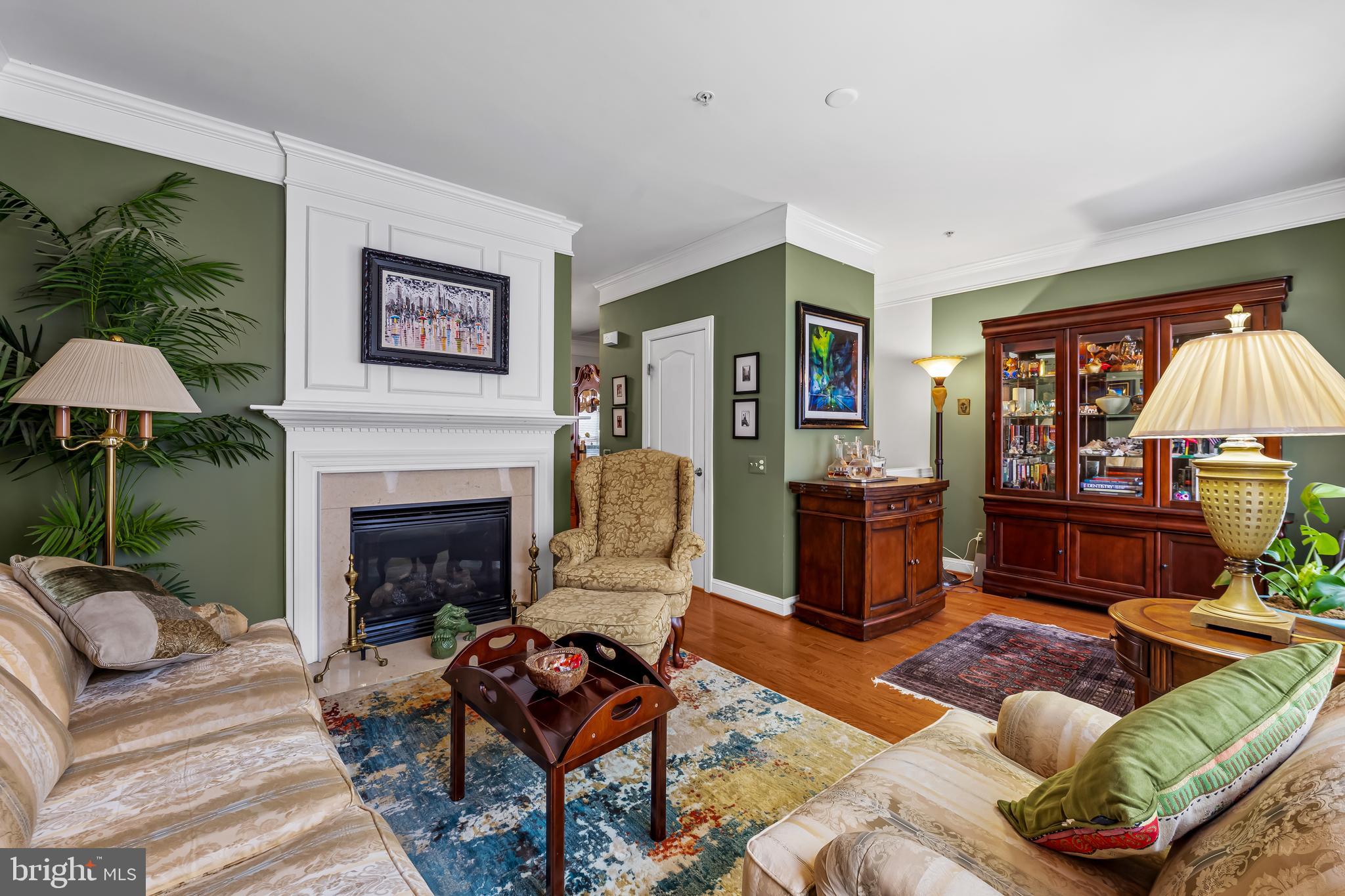 1405 BENJAMIN STREET