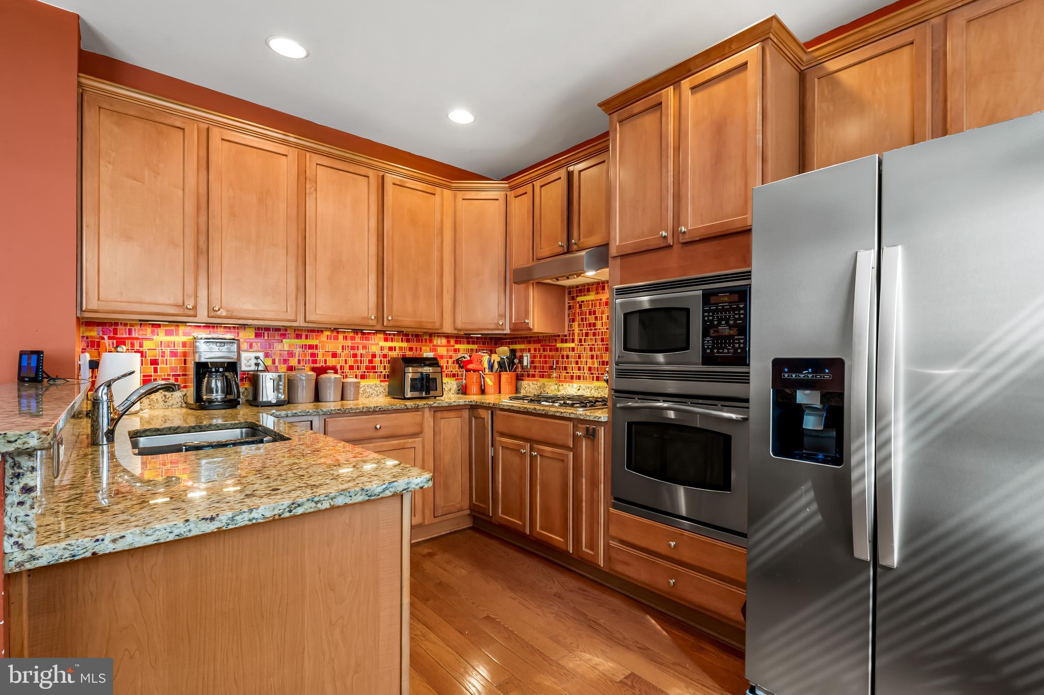 1405 BENJAMIN STREET