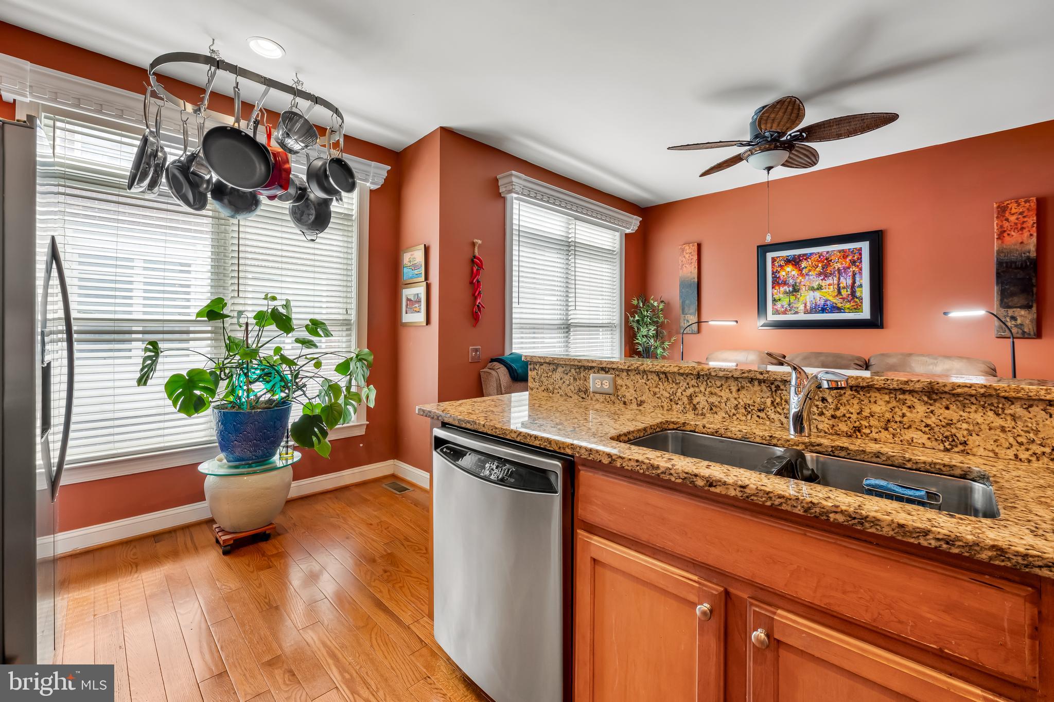 1405 BENJAMIN STREET