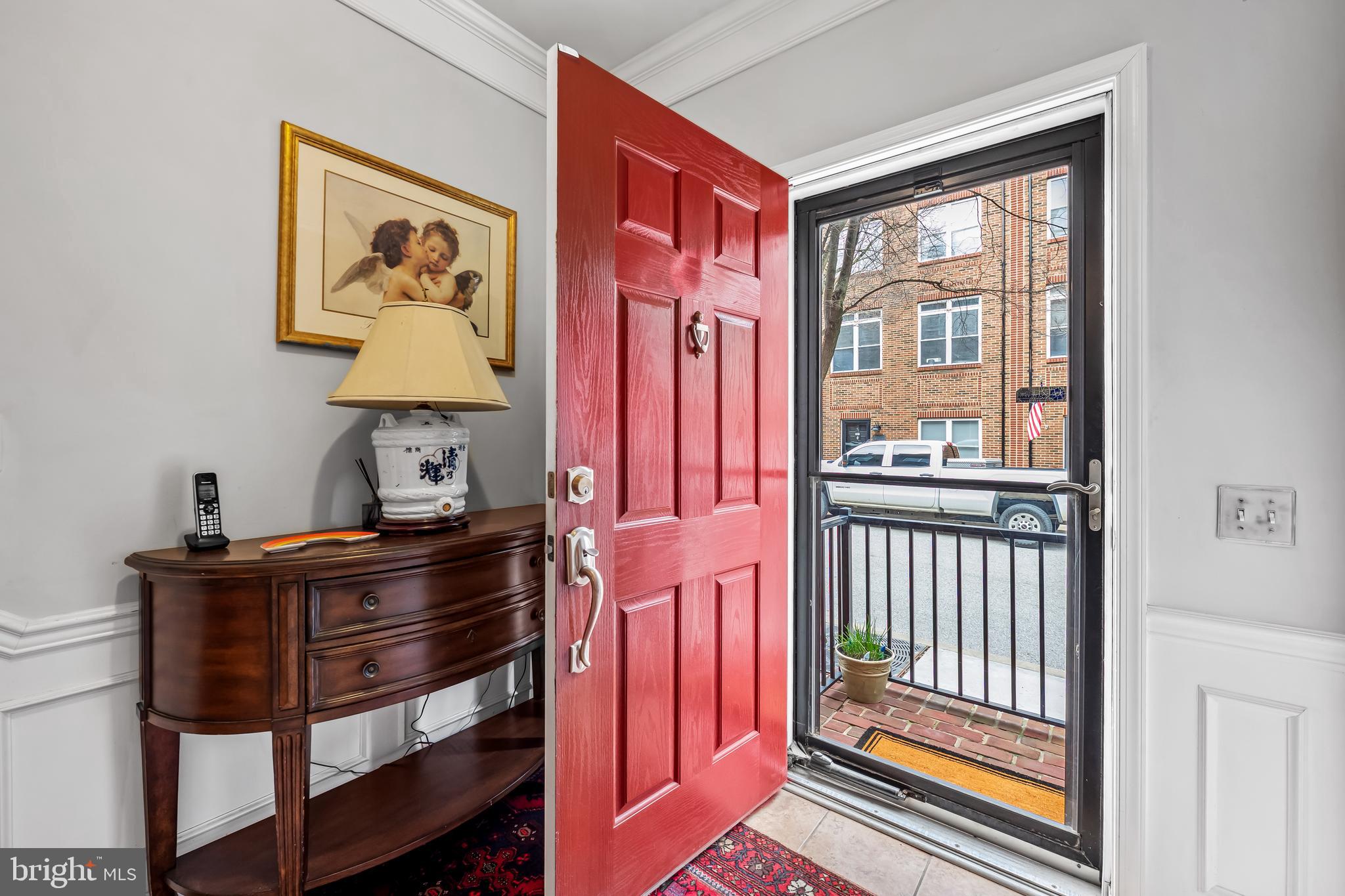 1405 BENJAMIN STREET