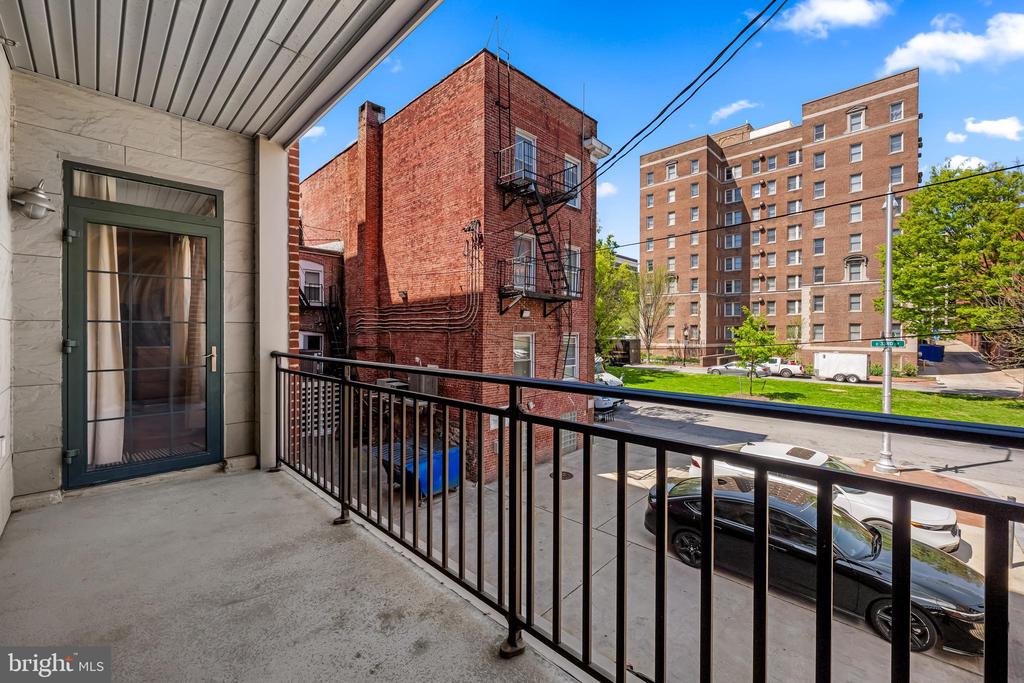 3201 SAINT PAUL STREET 124
