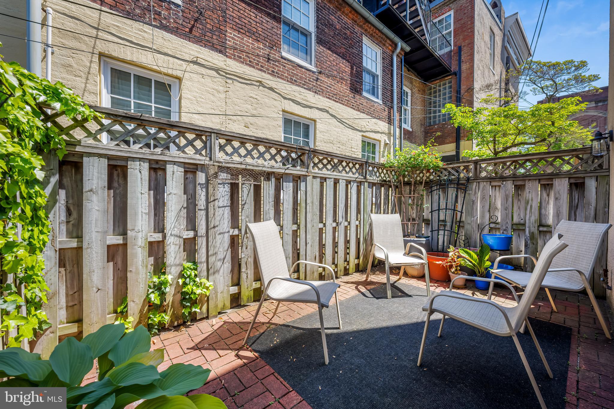 829 WILLIAM STREET