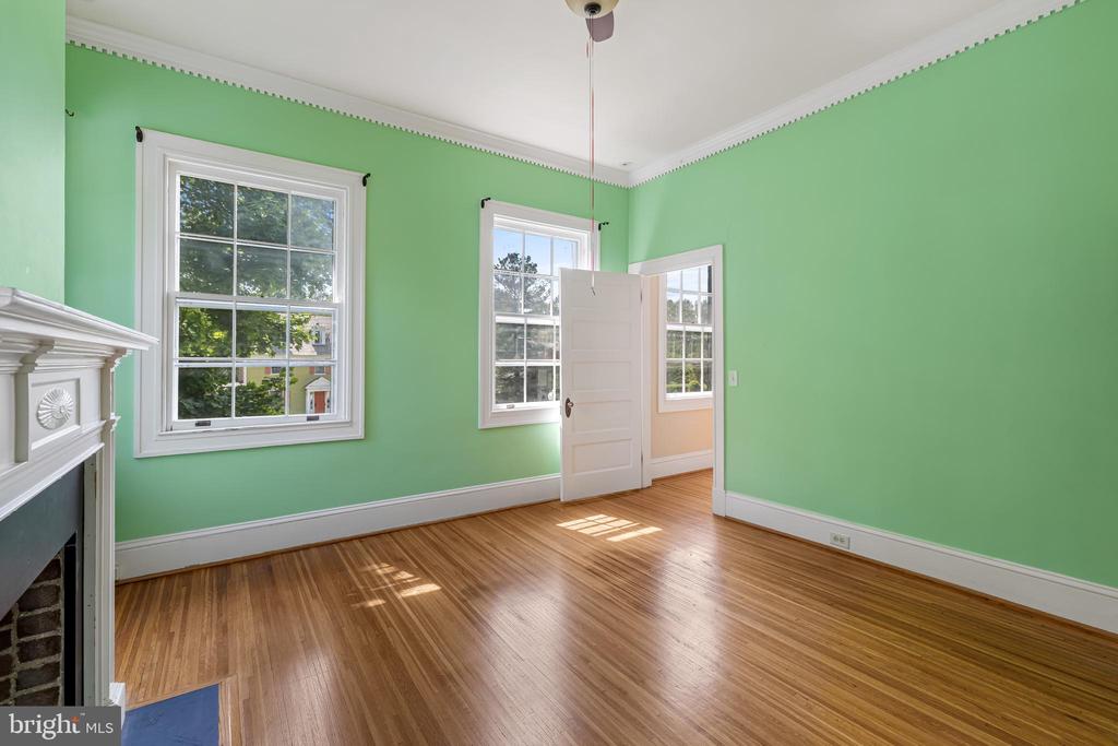 527 NOTTINGHAM ROAD