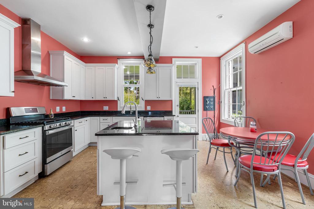 527 NOTTINGHAM ROAD