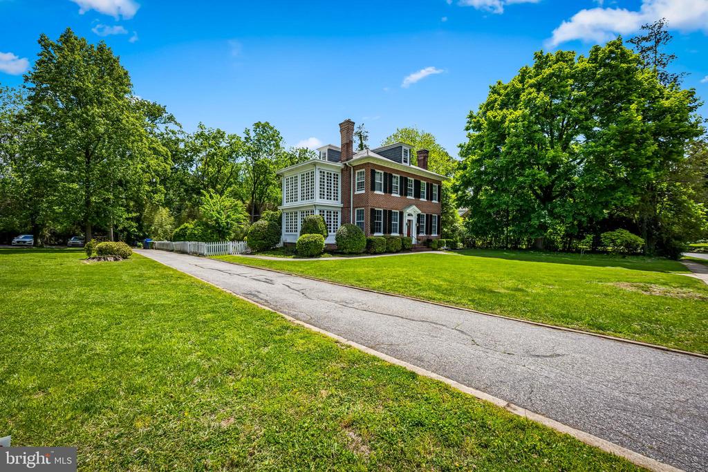 527 NOTTINGHAM ROAD