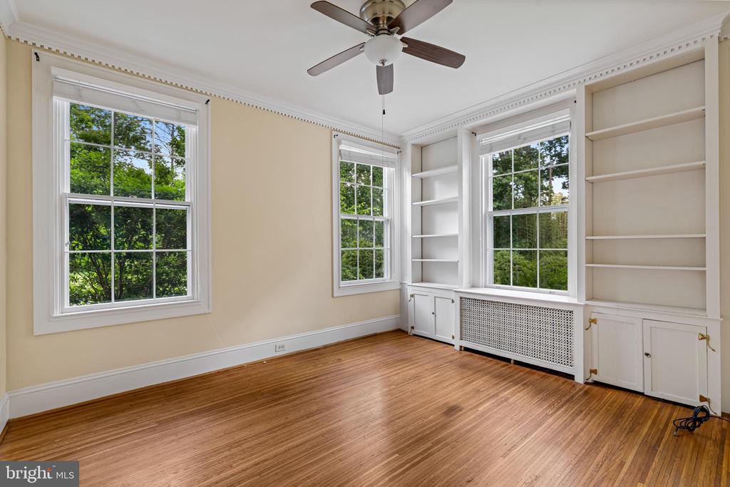 527 NOTTINGHAM ROAD