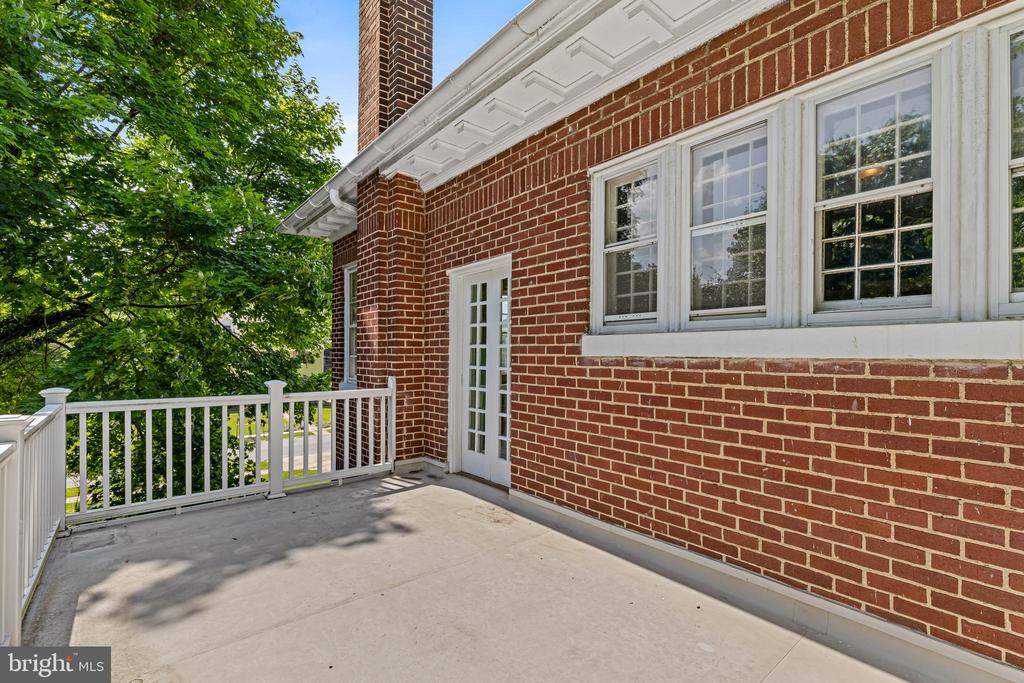 527 NOTTINGHAM ROAD
