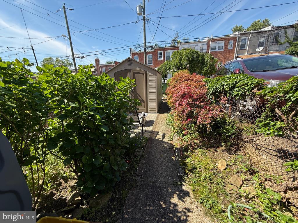 1338 W. 37th Street E W.37TH STREET