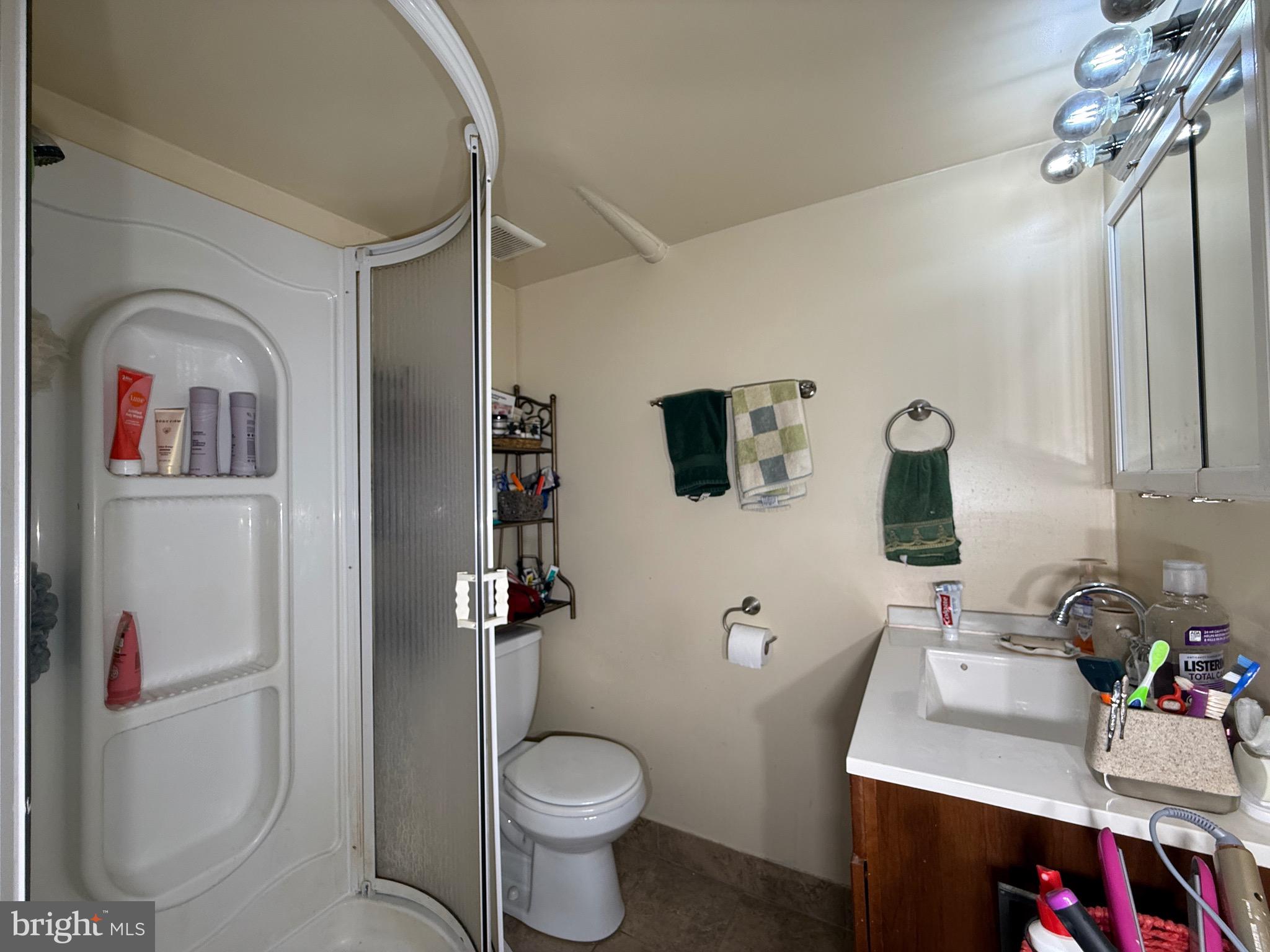 1338 W. 37th Street E W.37TH STREET