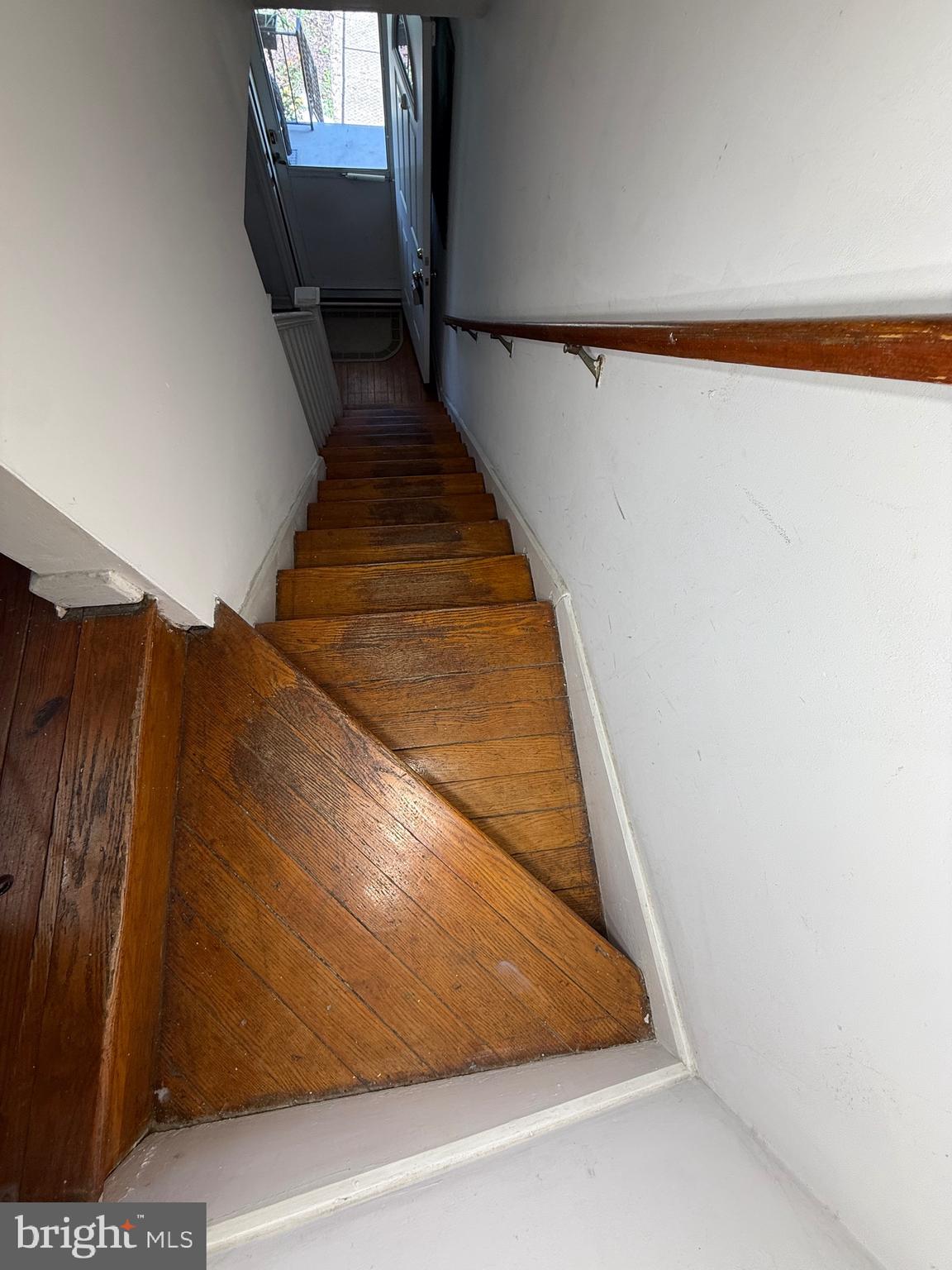 1338 W. 37th Street E W.37TH STREET