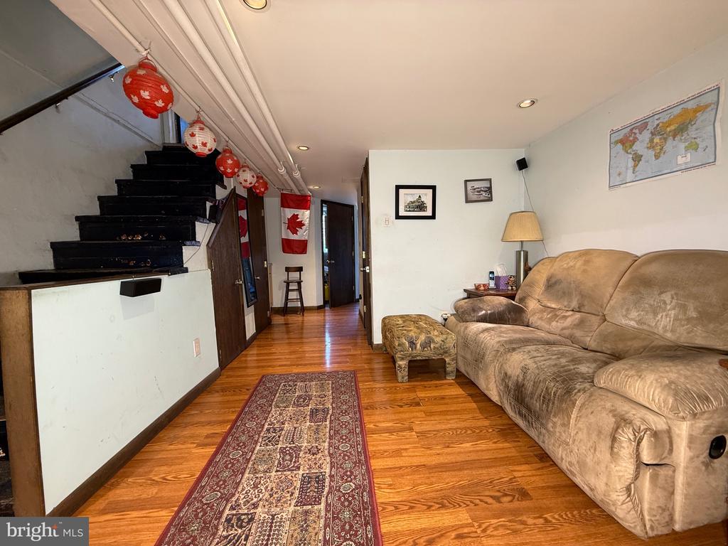 1338 W. 37th Street E W.37TH STREET