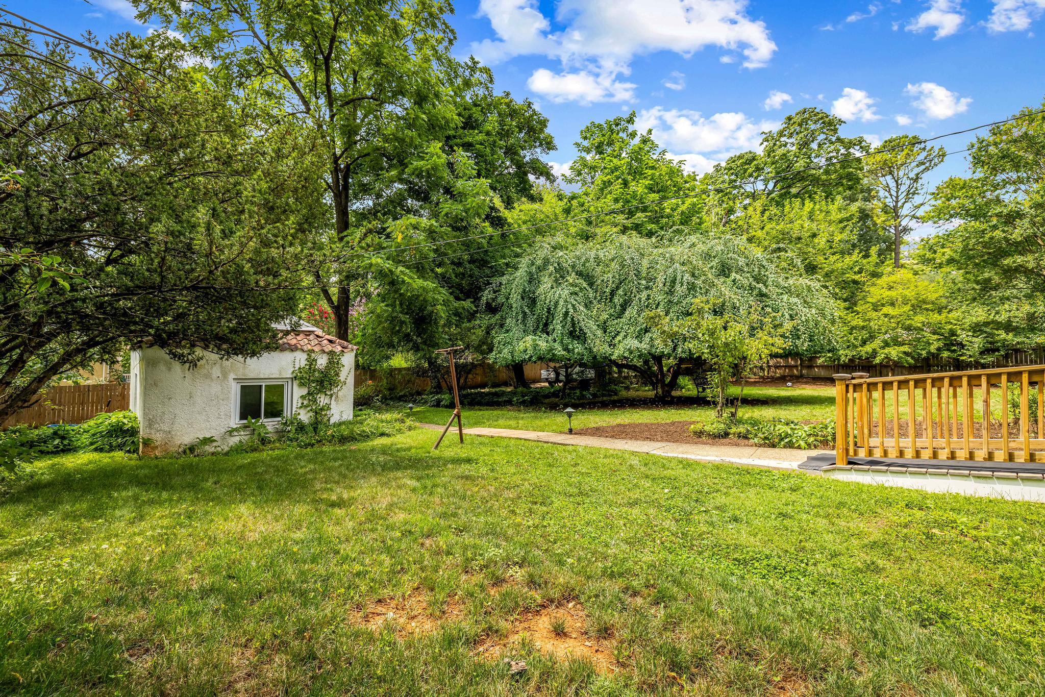 2403 KEN OAK ROAD