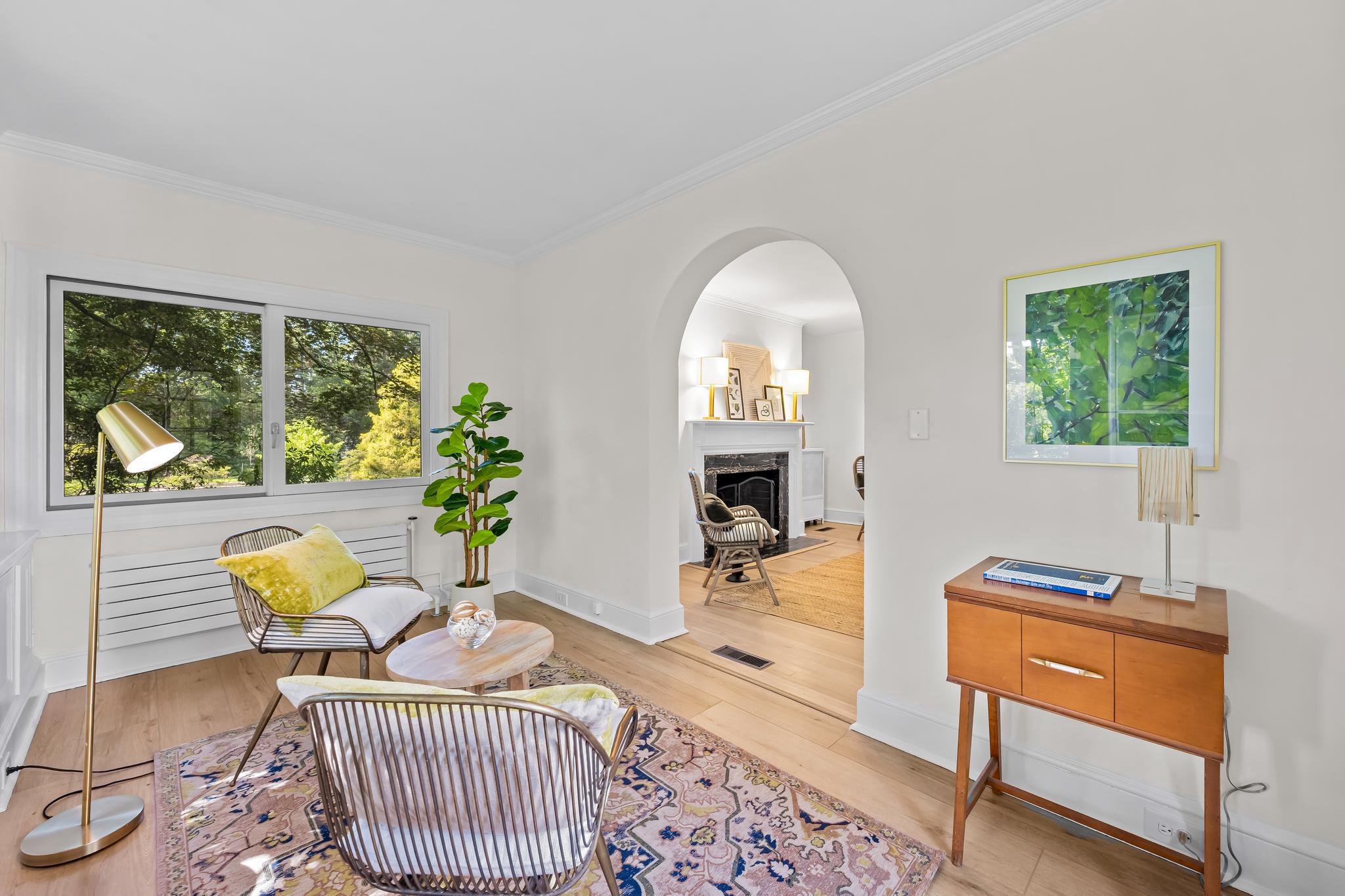 2403 KEN OAK ROAD