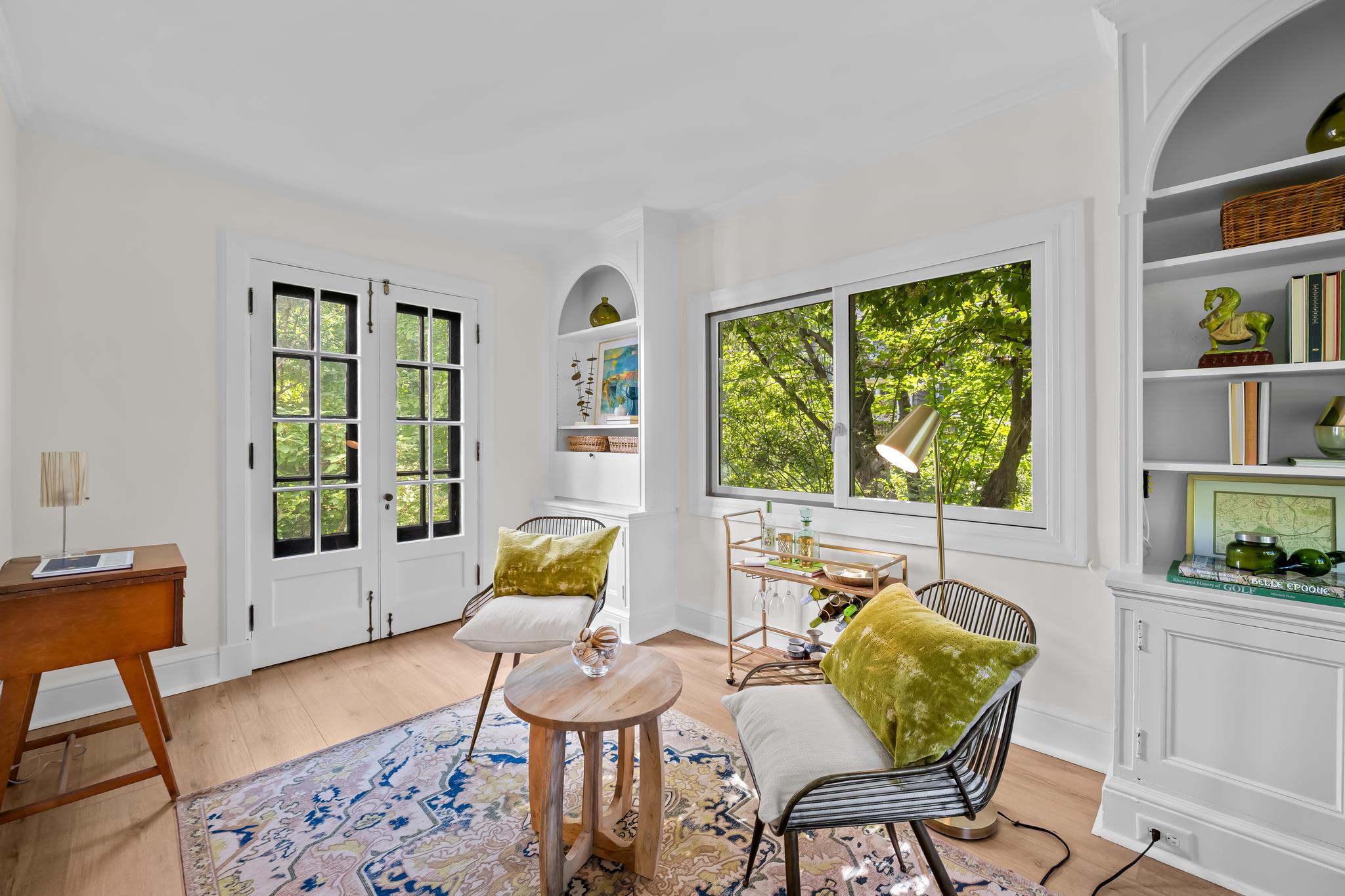 2403 KEN OAK ROAD