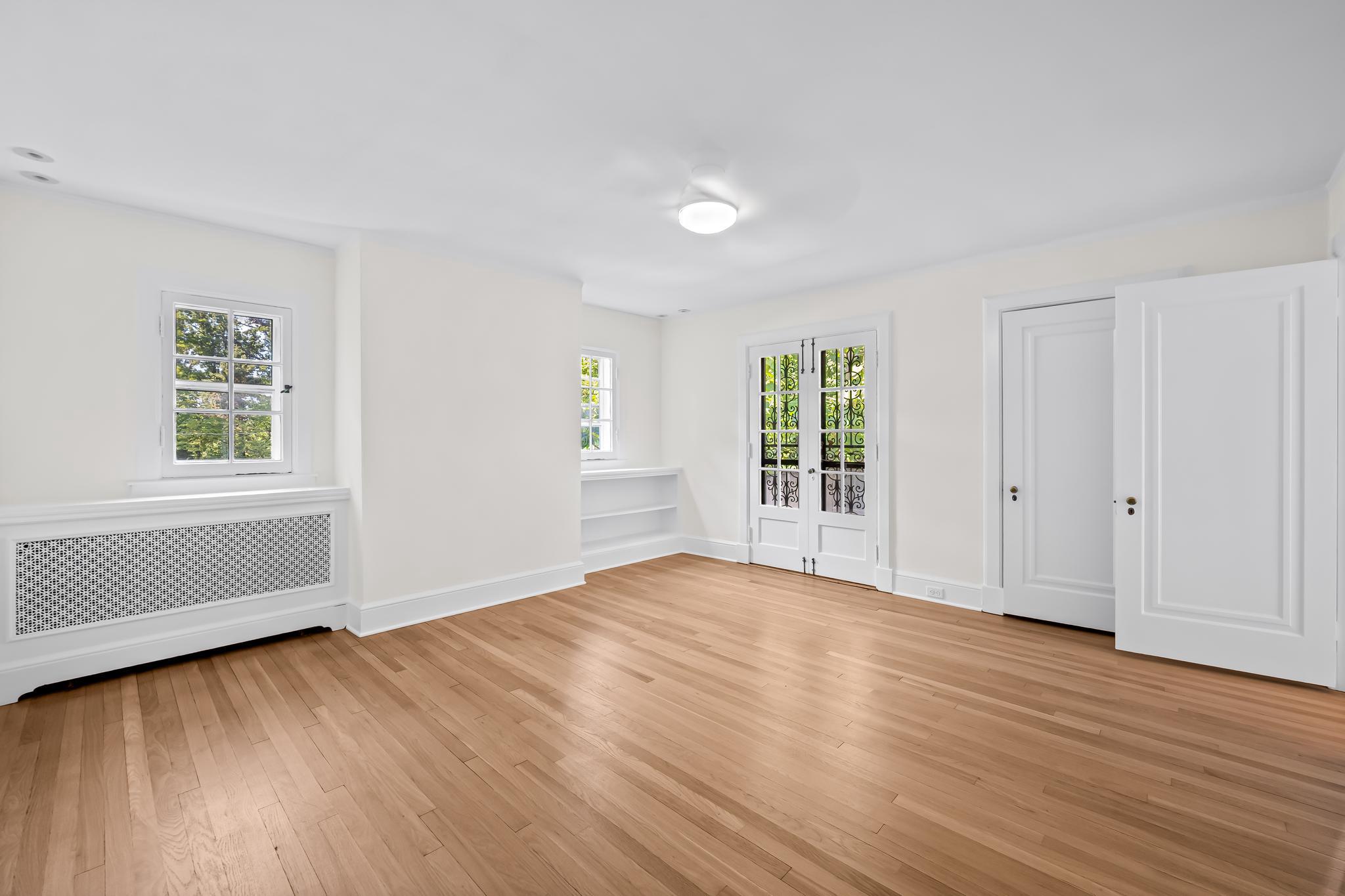 2403 KEN OAK ROAD