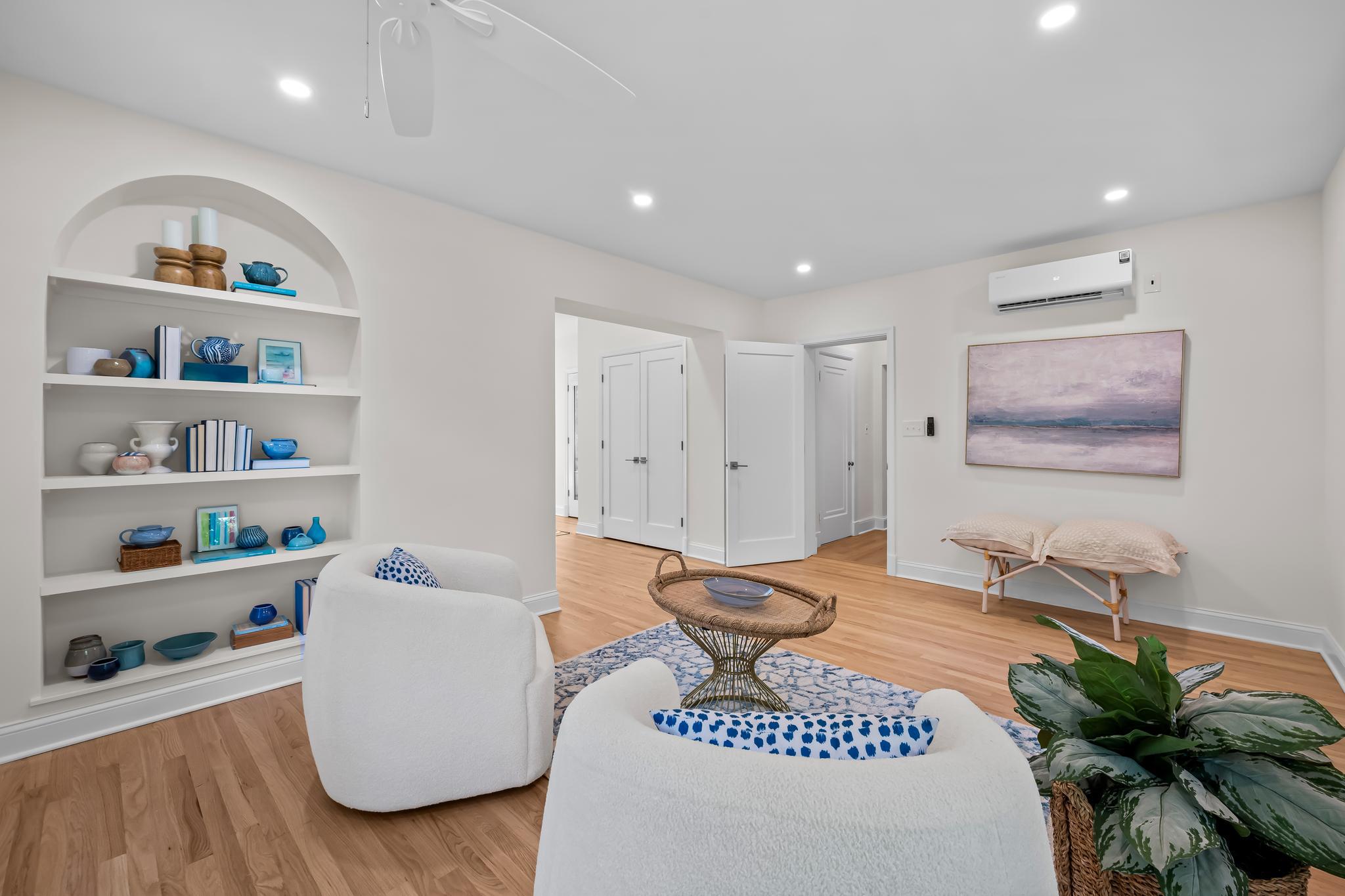 2403 KEN OAK ROAD