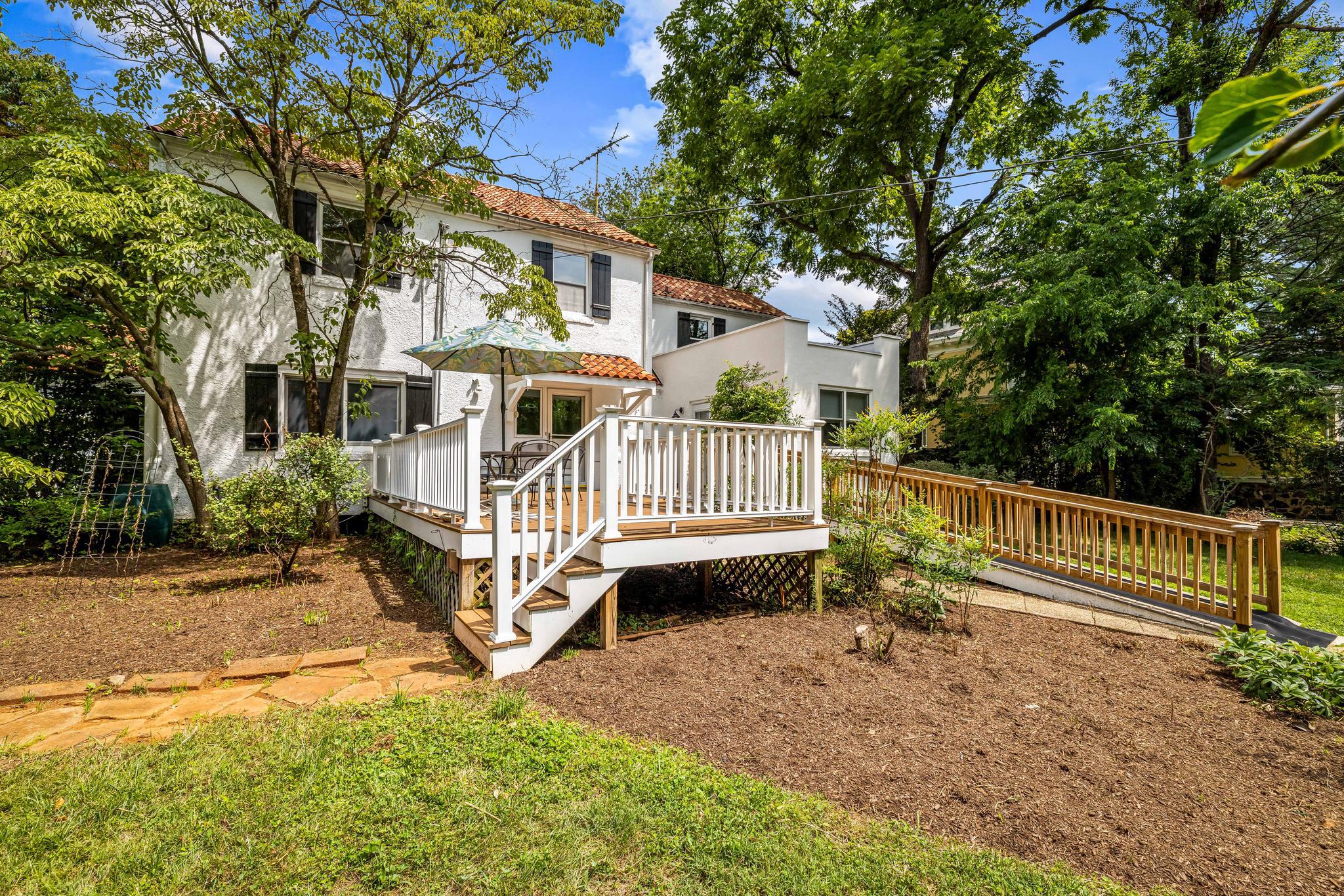 2403 KEN OAK ROAD