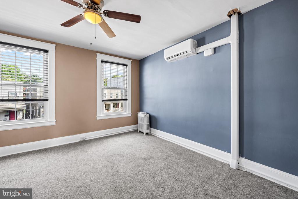 1109 W 40TH STREET