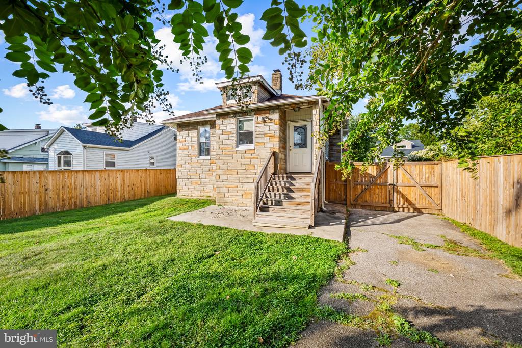 3123 ORLANDO AVENUE