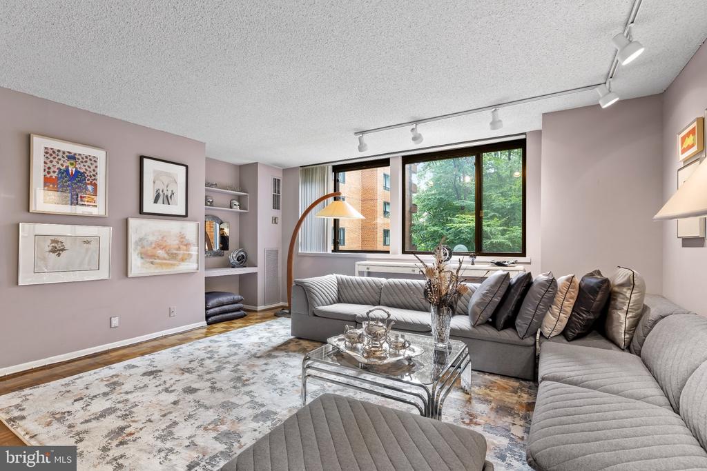 111 HAMLET HILL ROAD Unit: 414