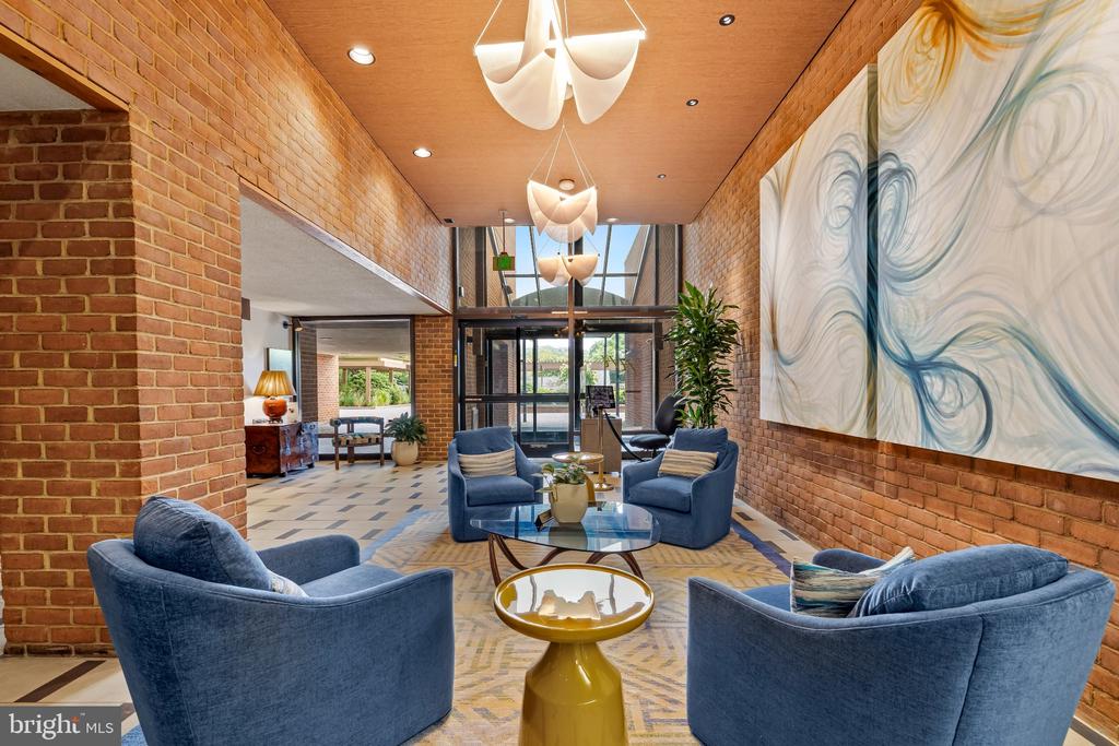 111 HAMLET HILL ROAD Unit: 414