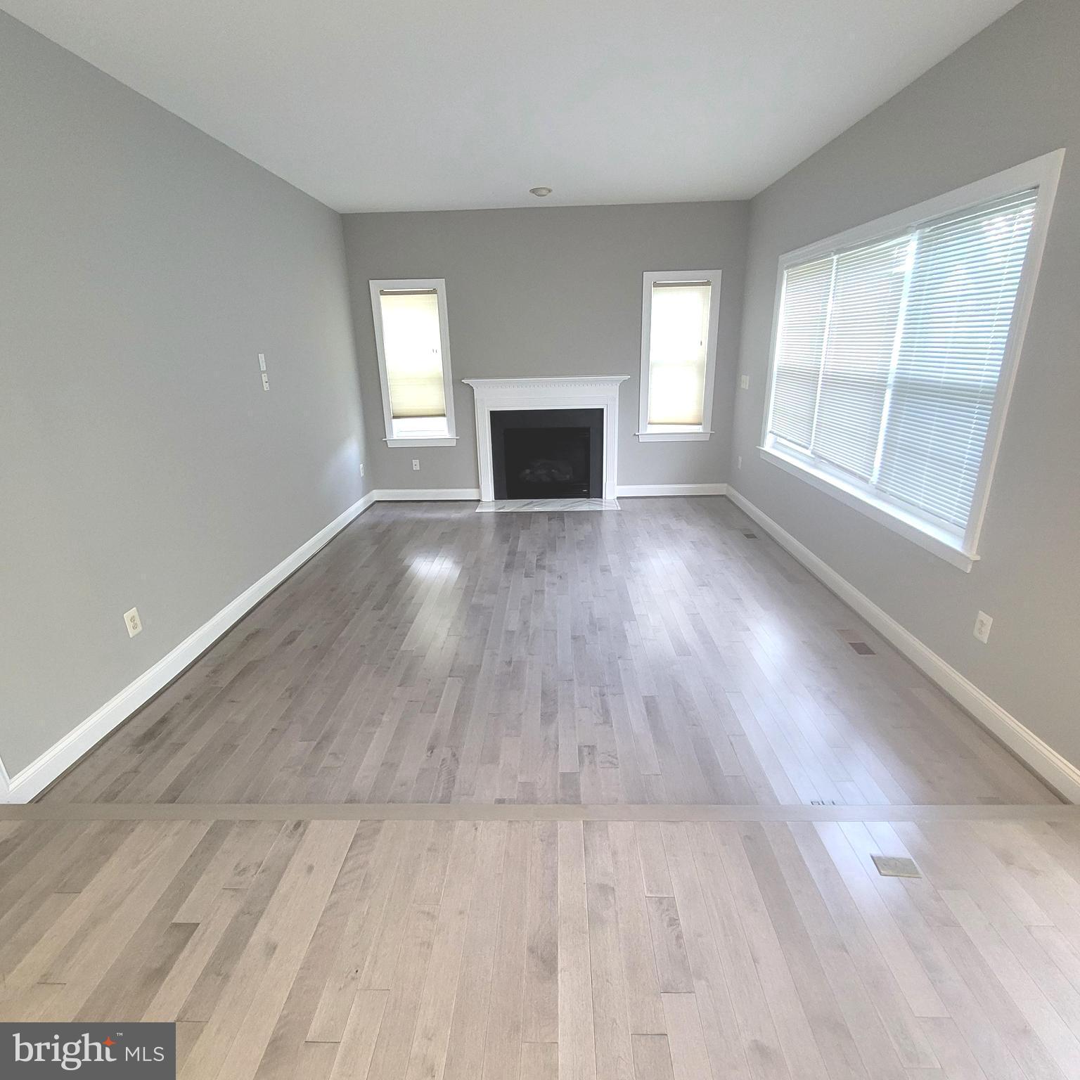 219 EARHART COURT