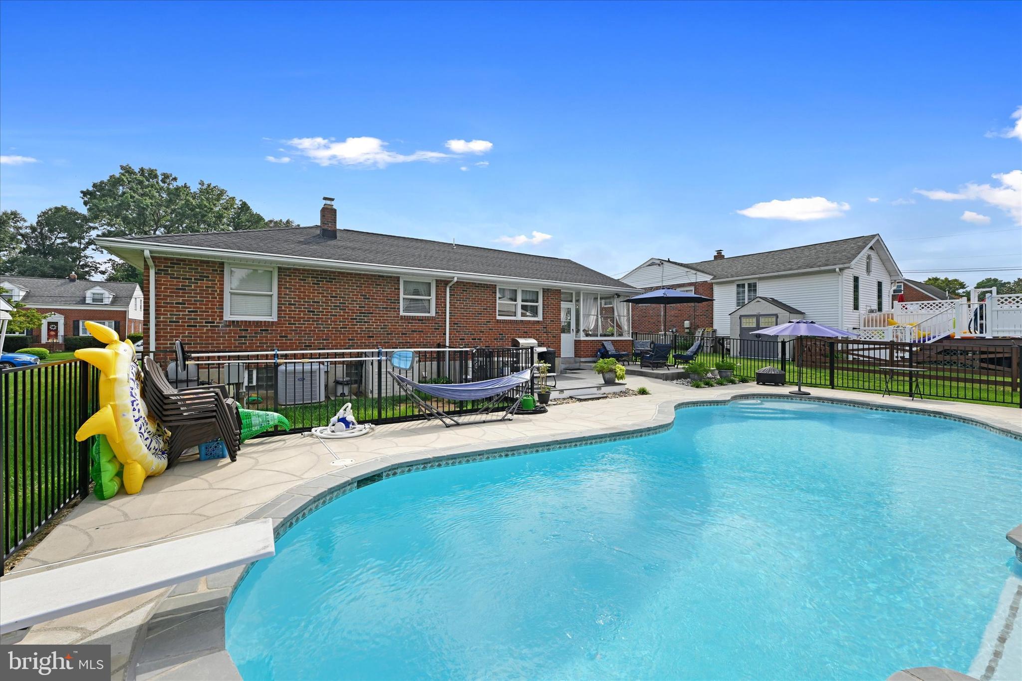 4224 DARLEIGH ROAD