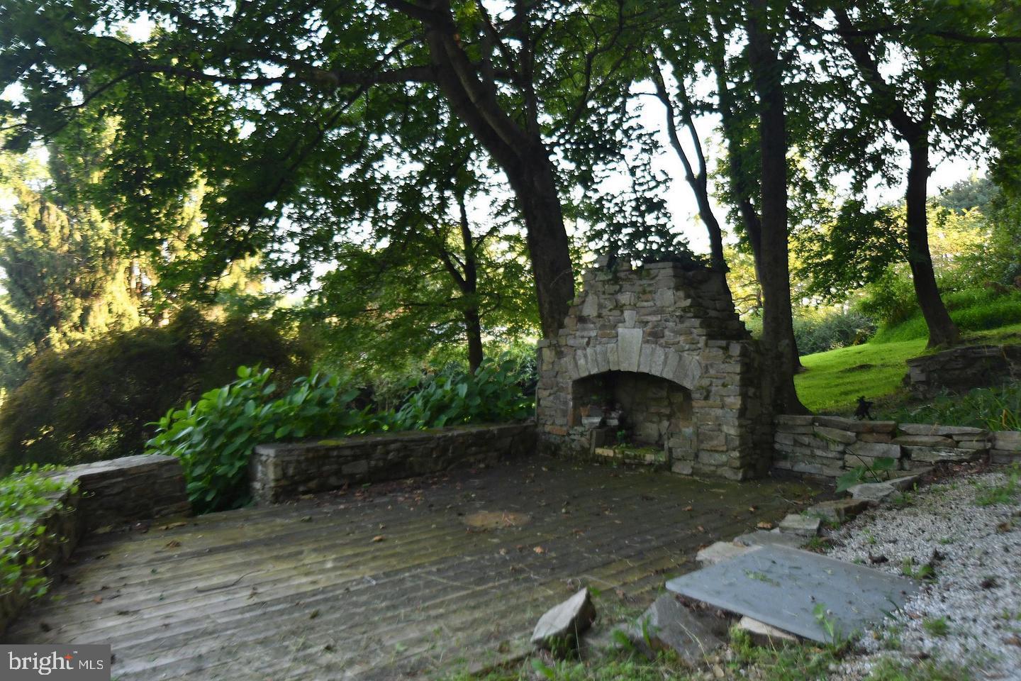 14842 Falls ROAD
