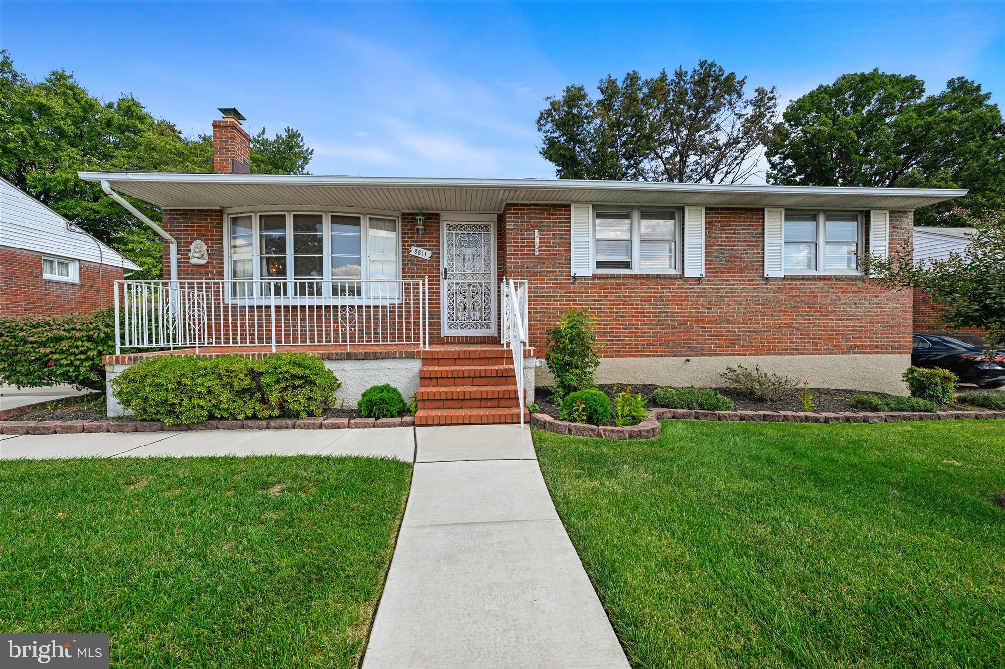 8811 Alnwick ROAD