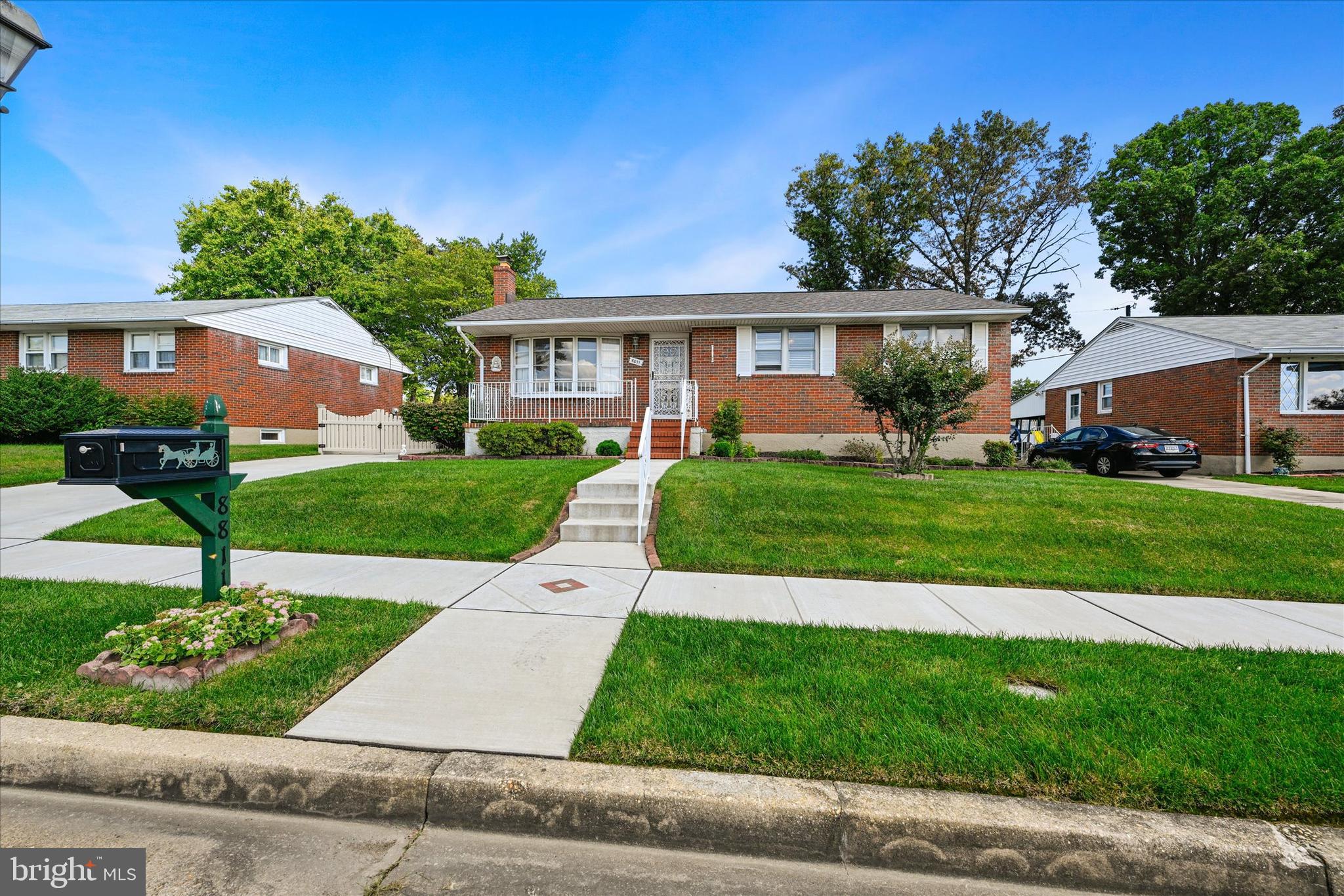 8811 Alnwick ROAD