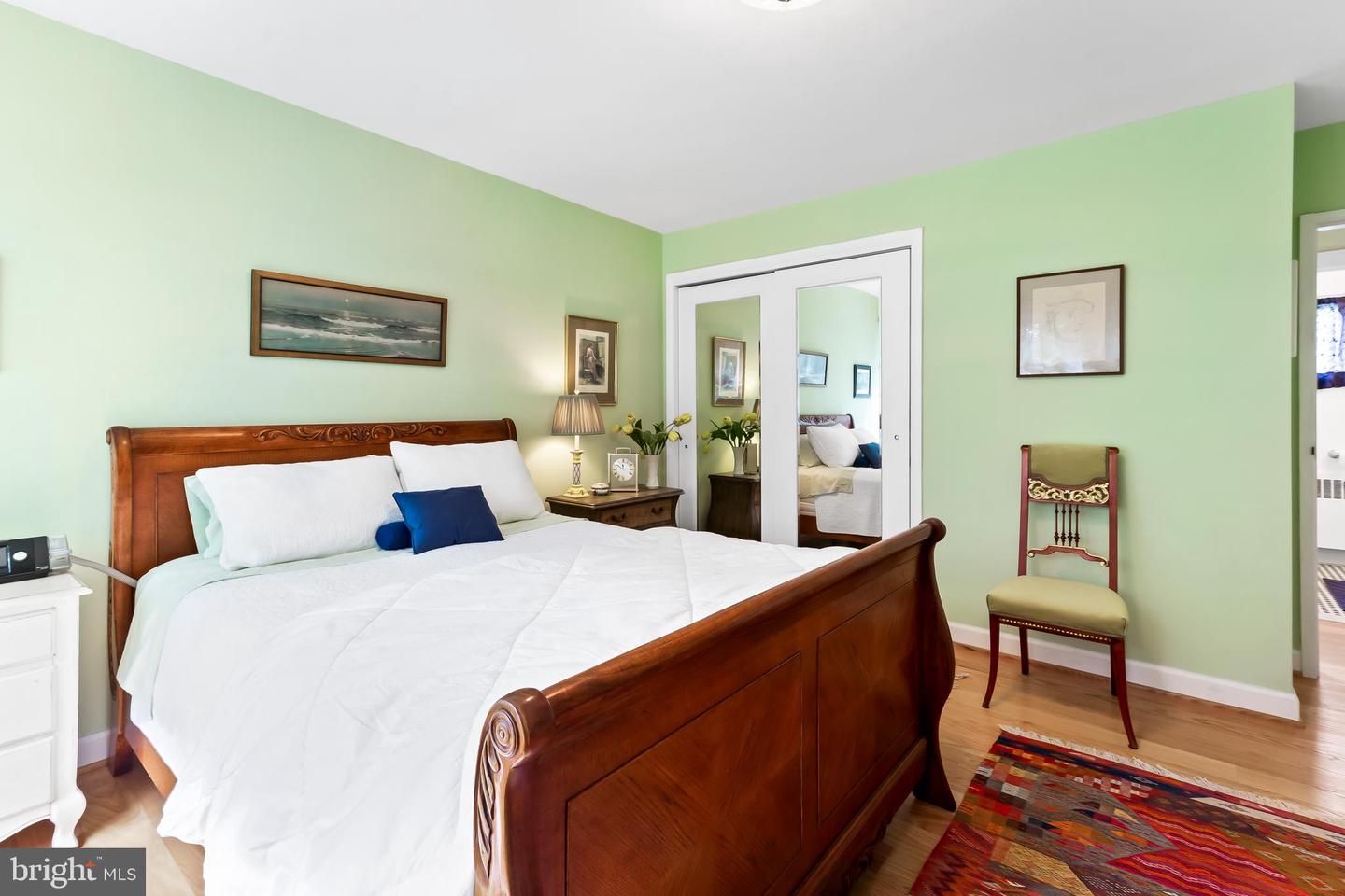 6003 Lakehurst DRIVE Unit: 4