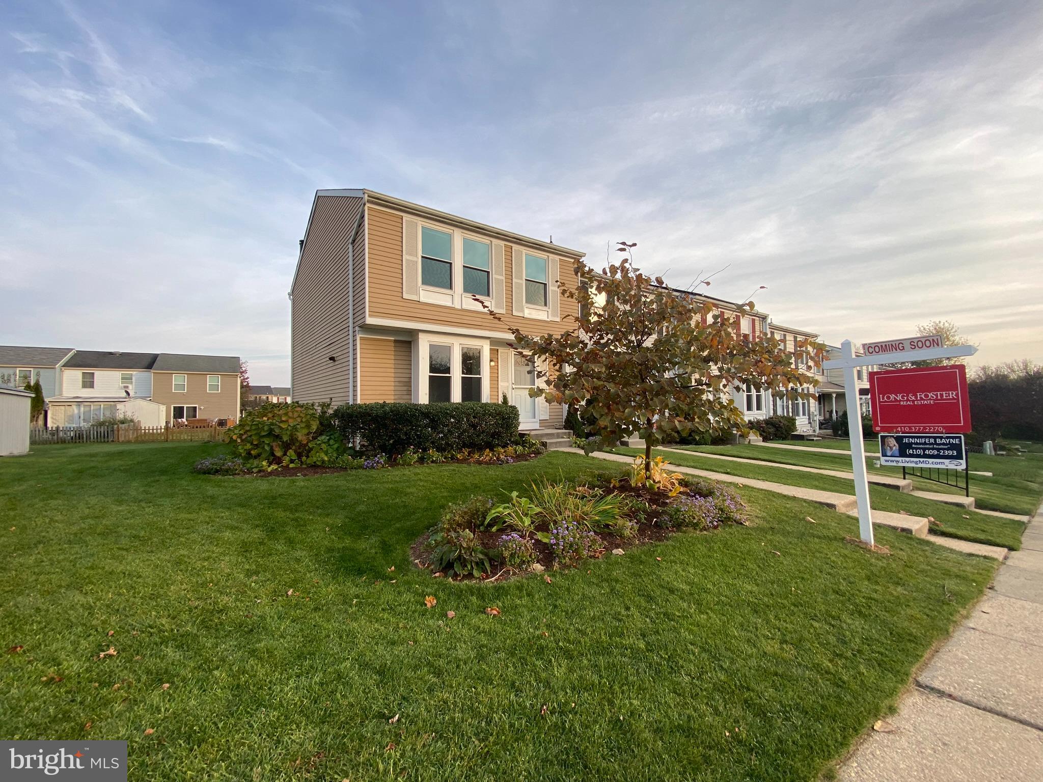 29 Rader COURT