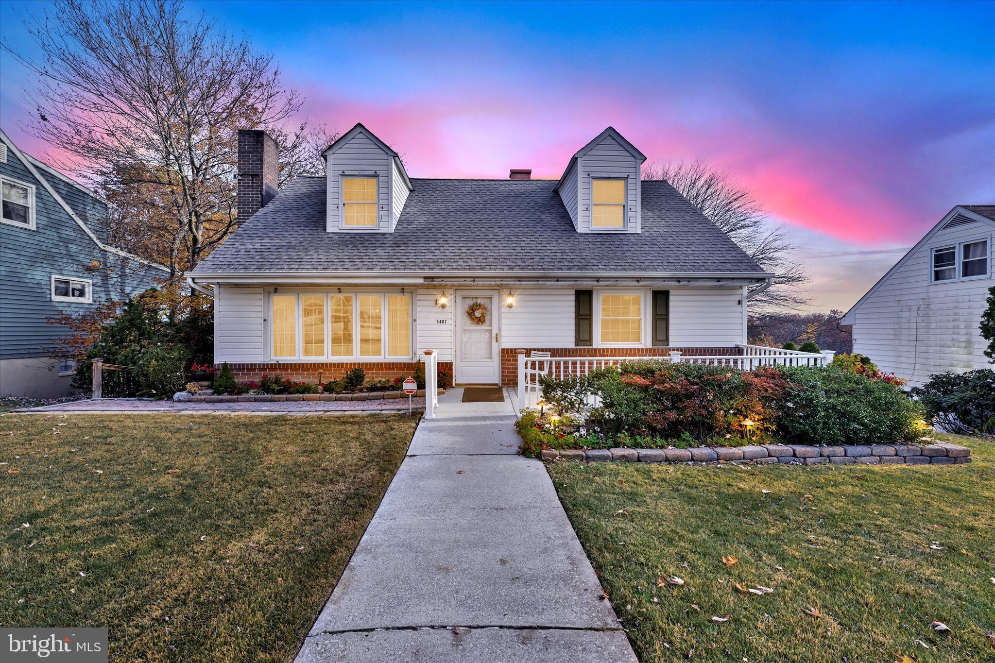 9407 Thornewood COURT