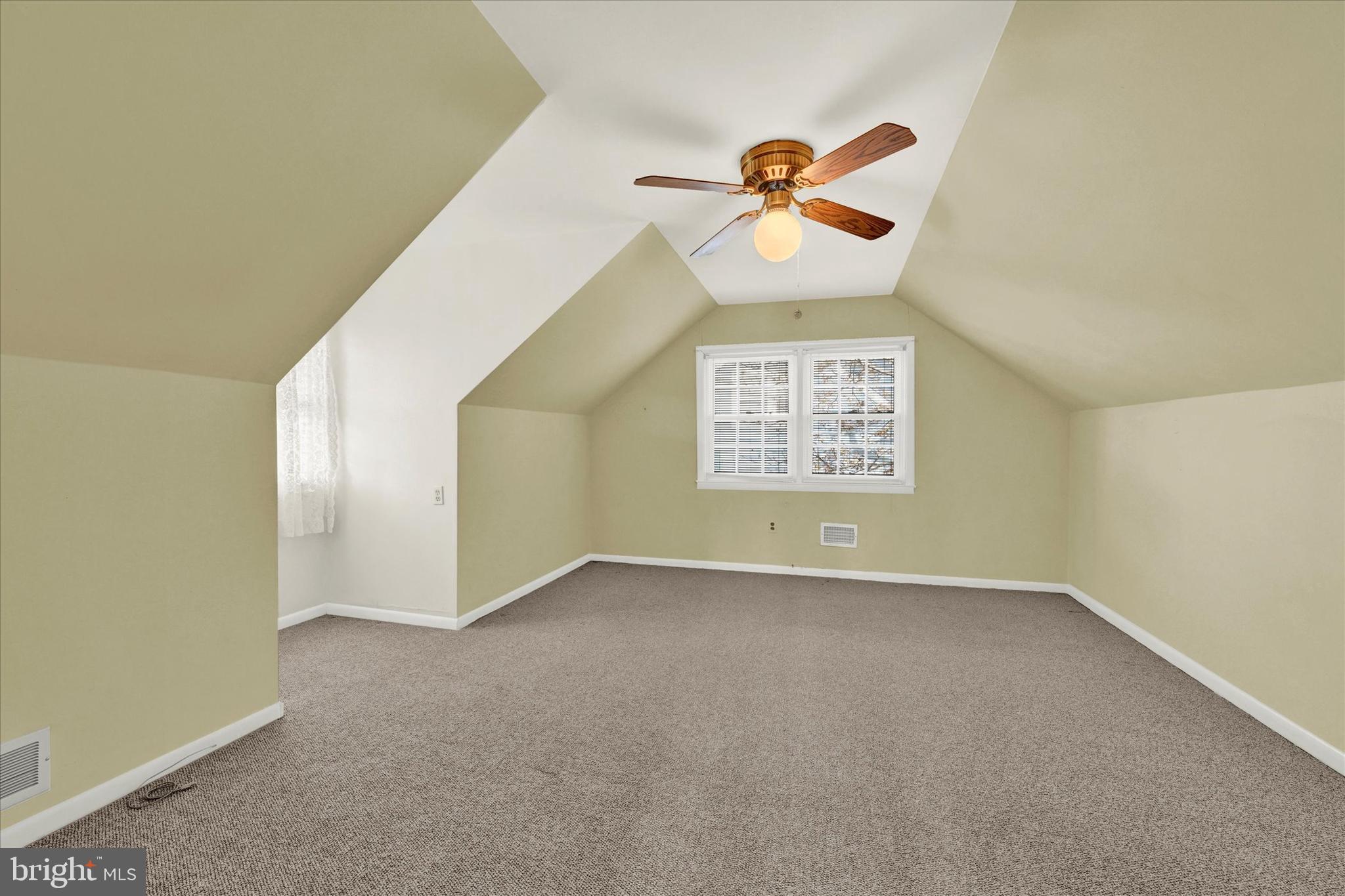 9407 Thornewood COURT