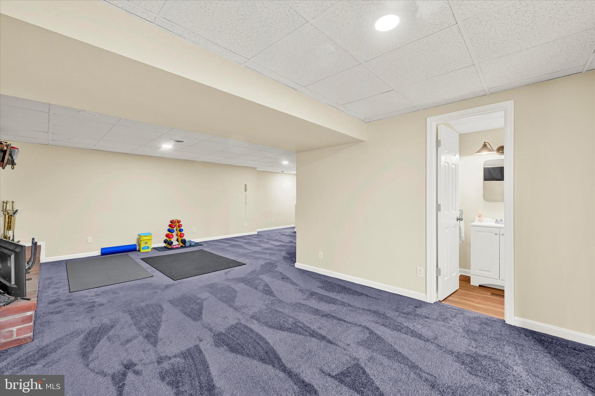 9546 Gunhill CIRCLE