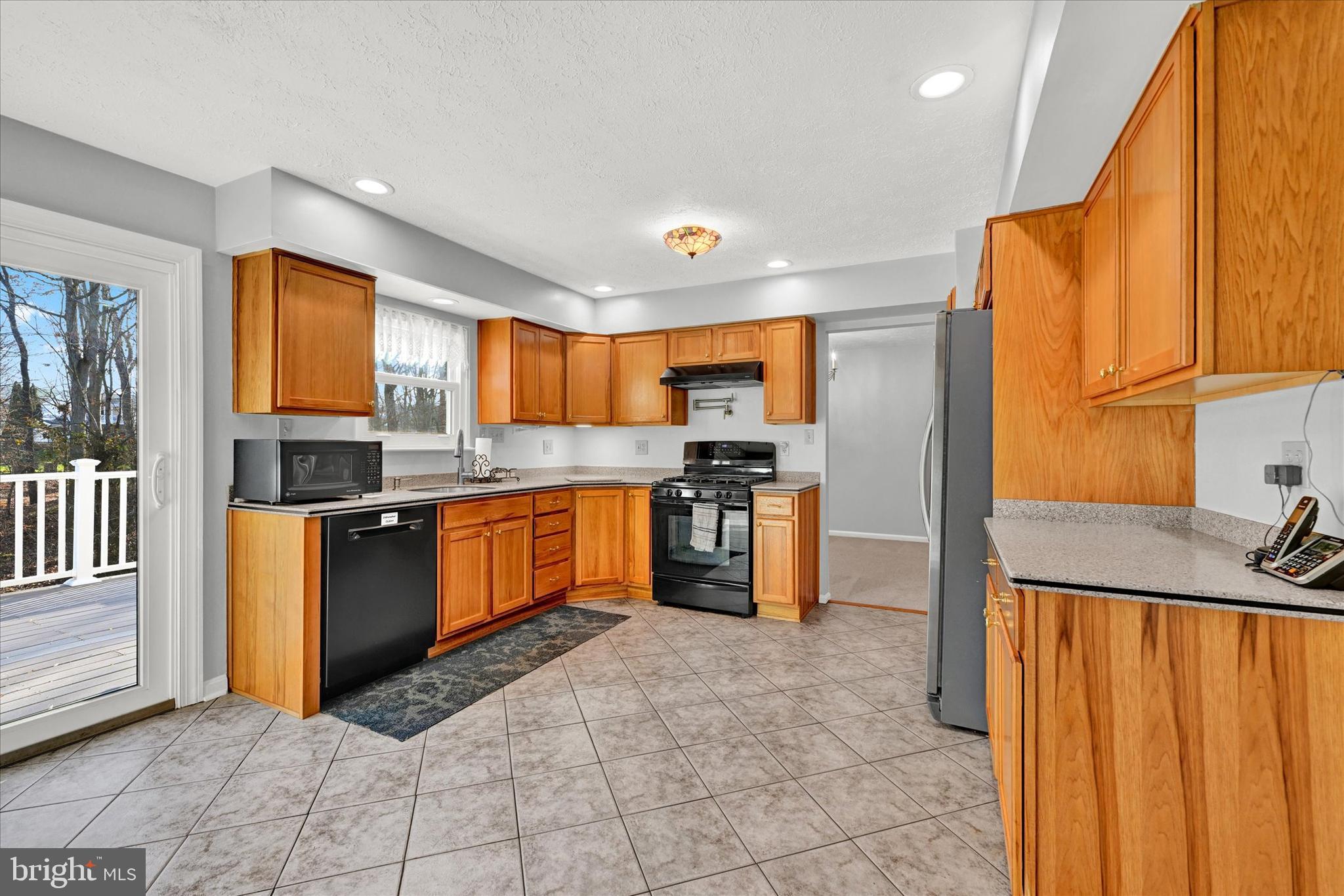 9546 Gunhill CIRCLE