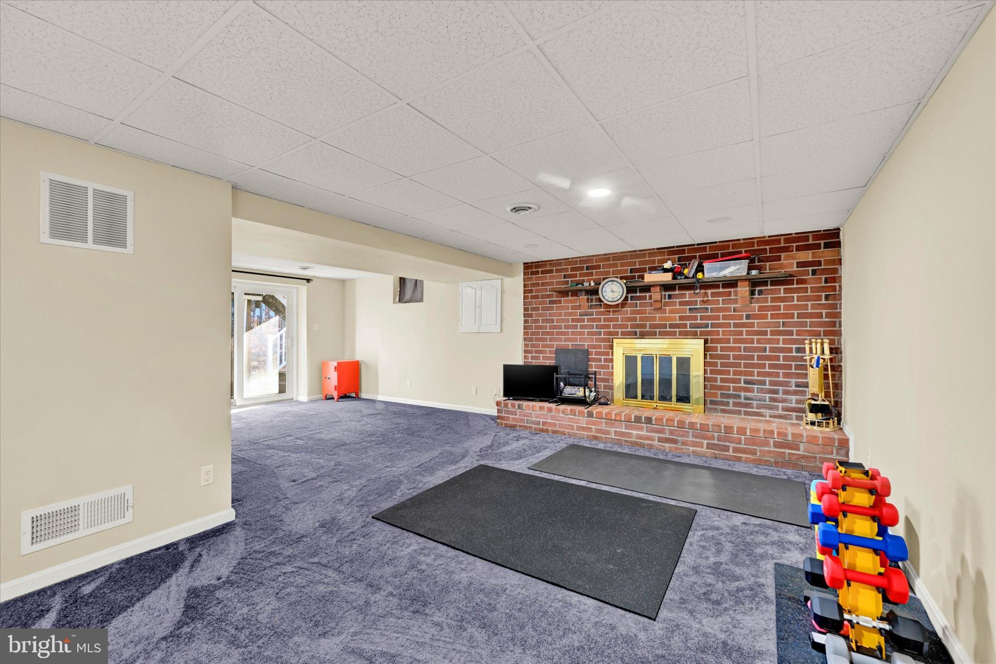 9546 Gunhill CIRCLE