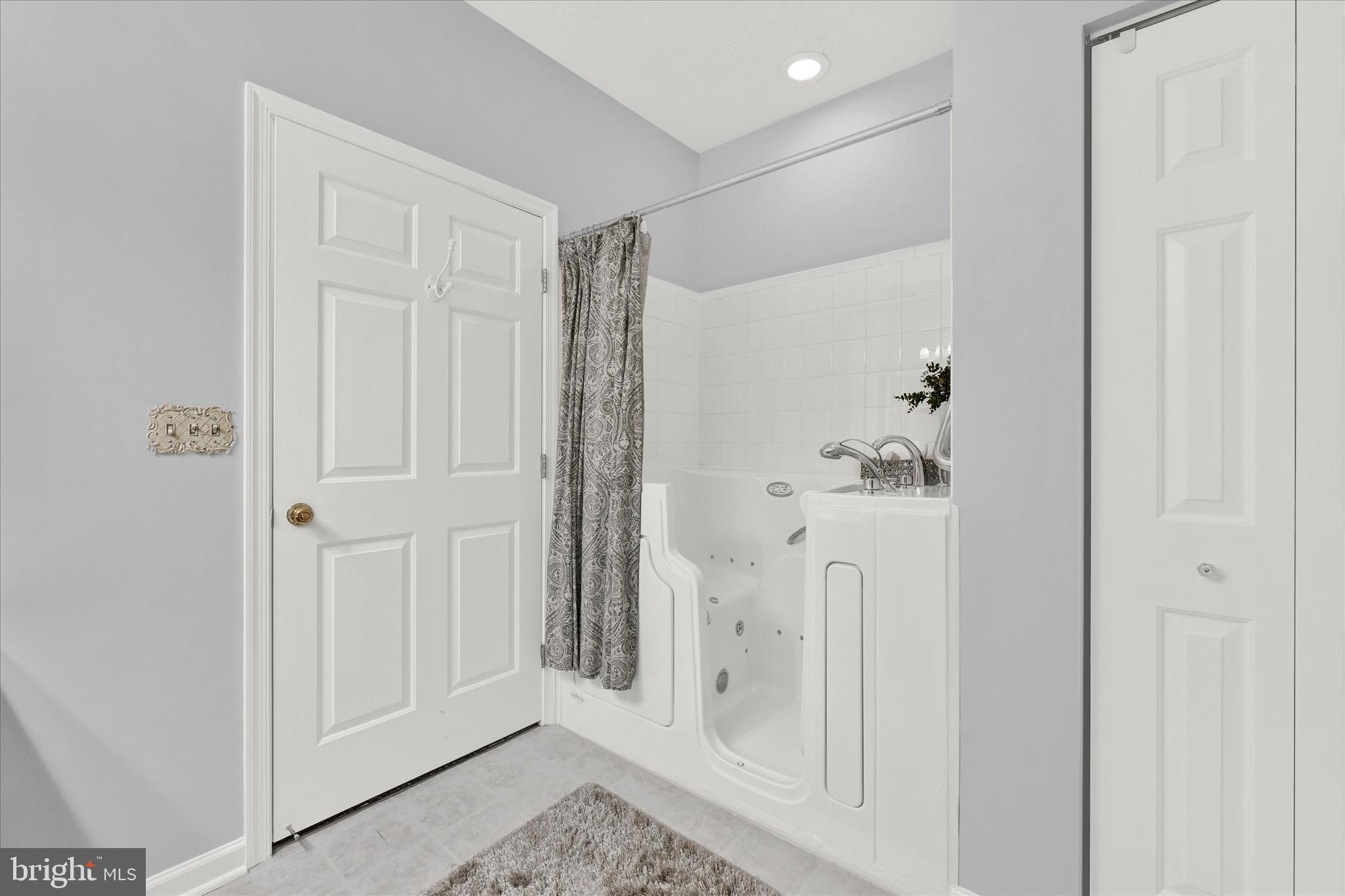9509 Kingscroft TERRACE Unit: 9509C