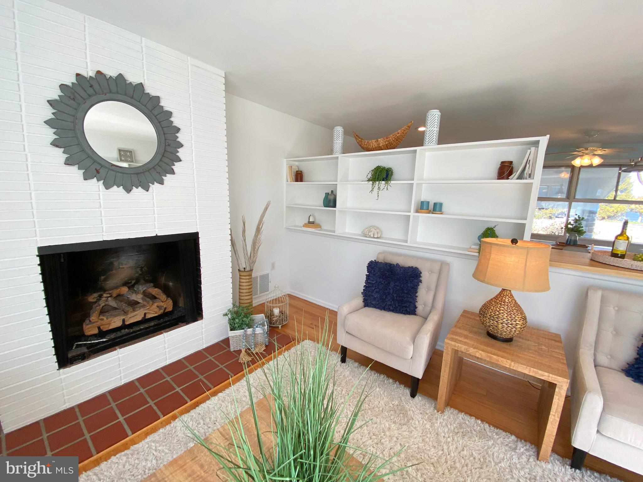606 Fairway DRIVE