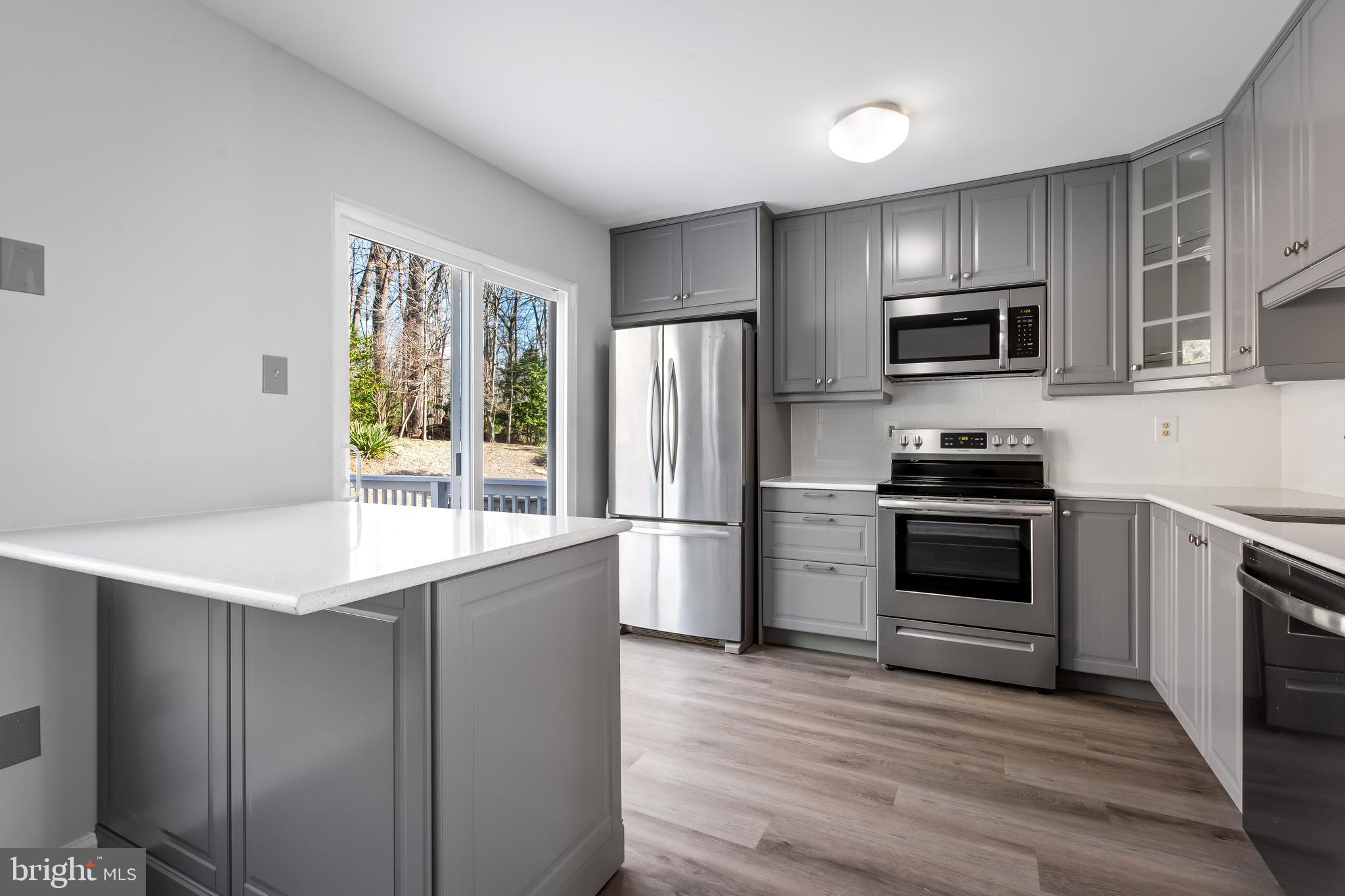 14 Sundown Ct
