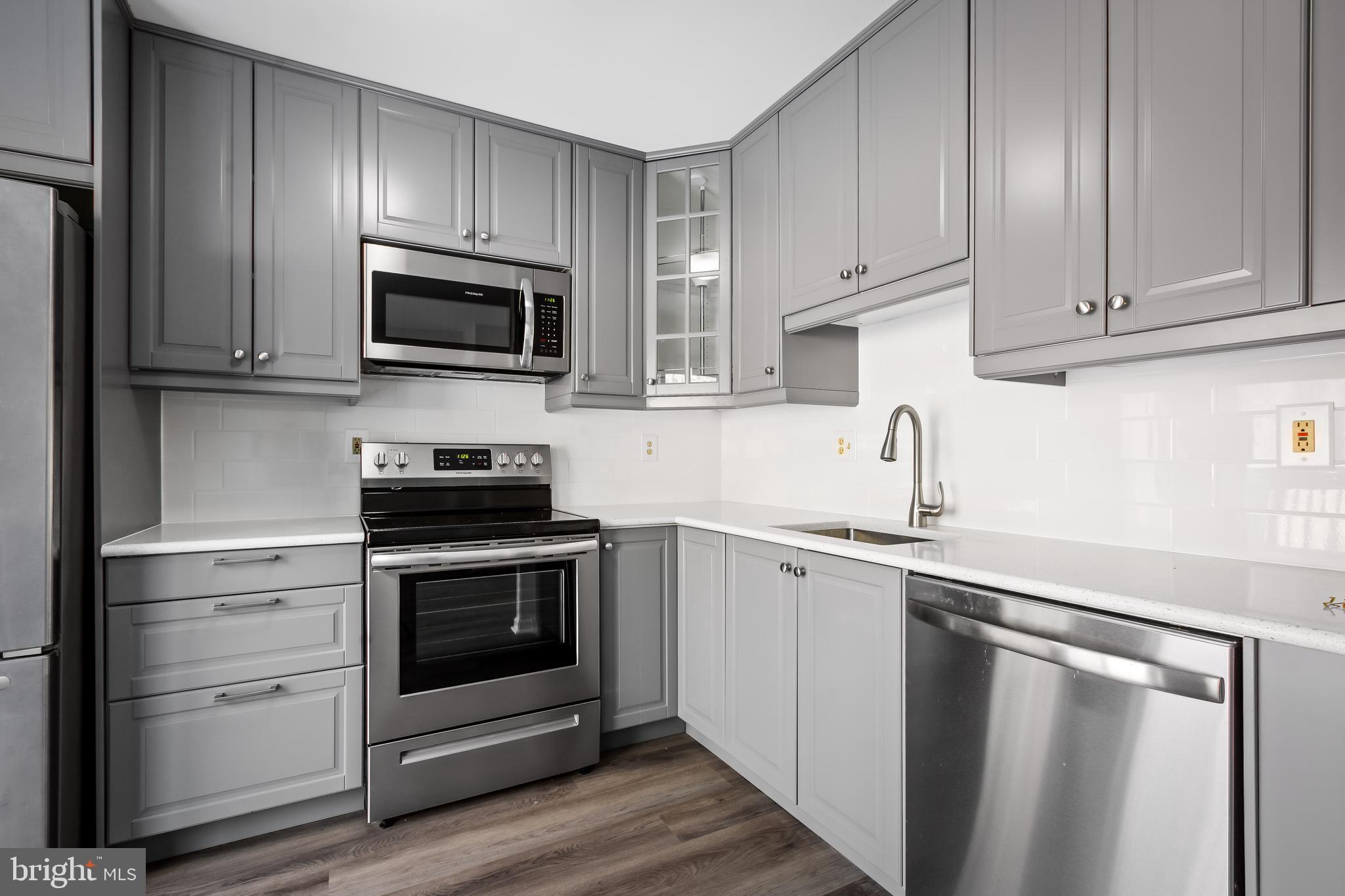 14 Sundown Ct