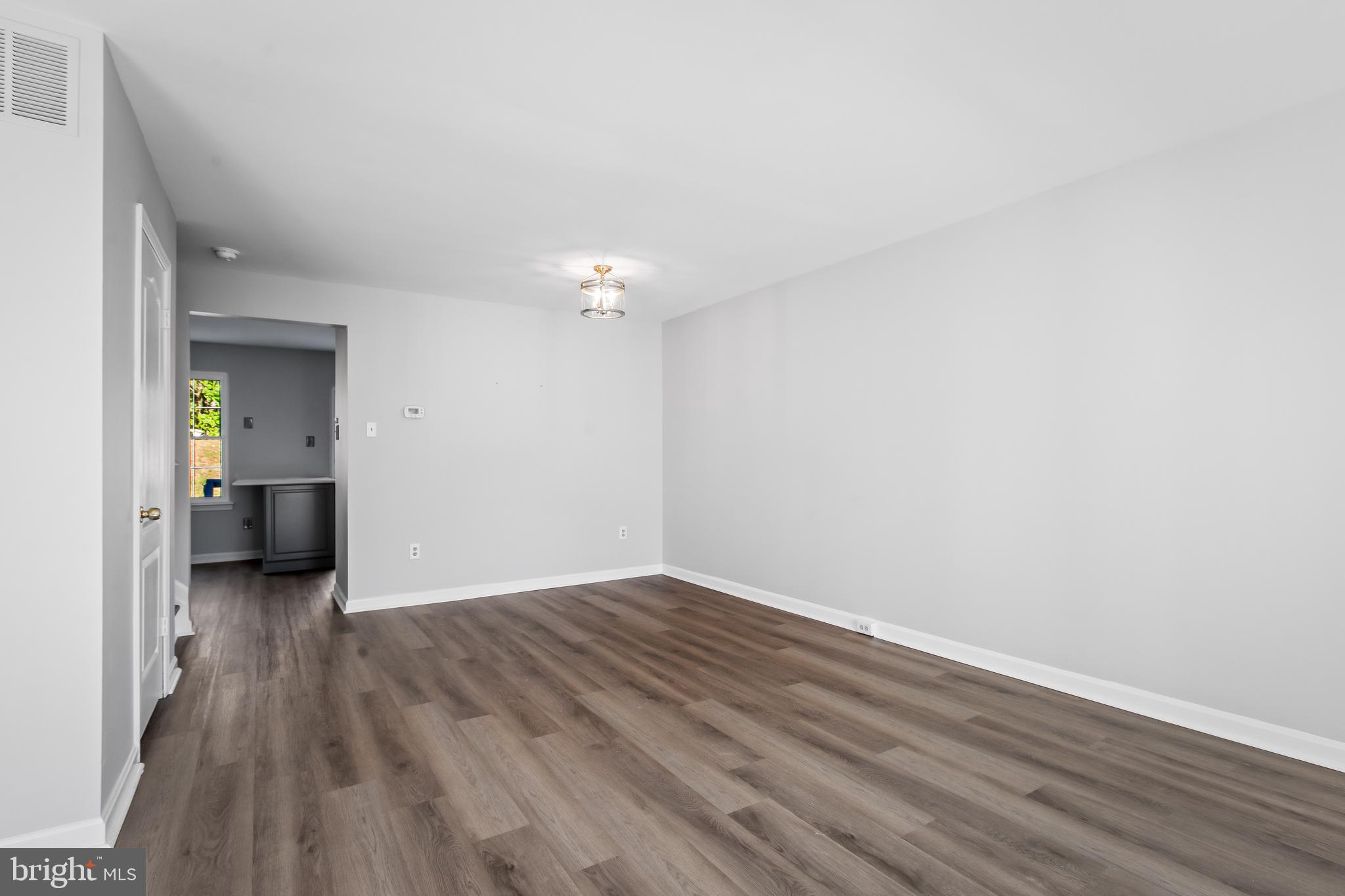 14 Sundown Ct
