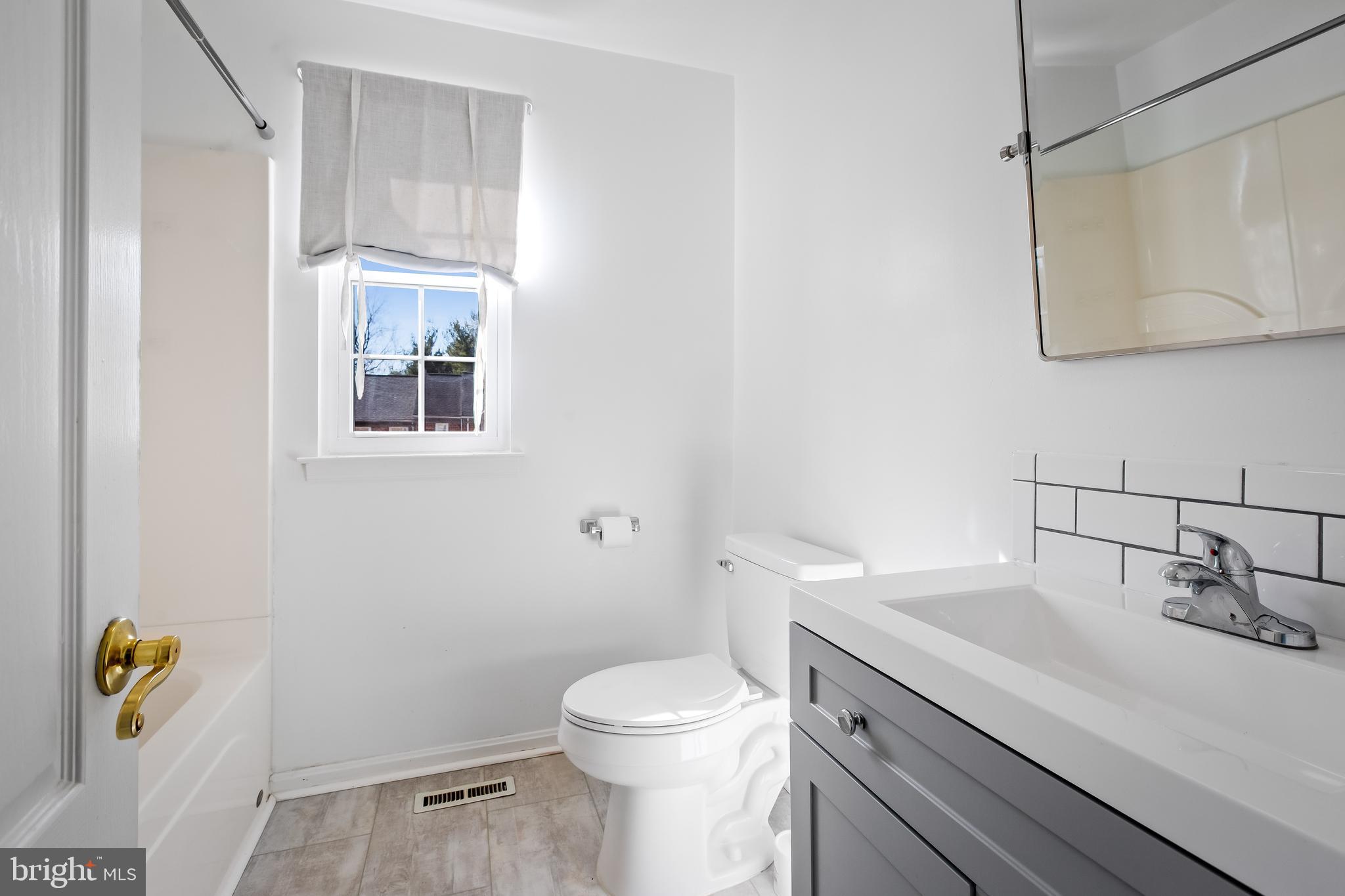 14 Sundown Ct