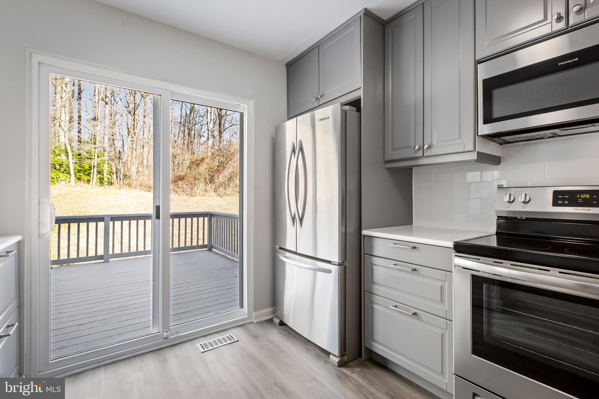 14 Sundown Ct