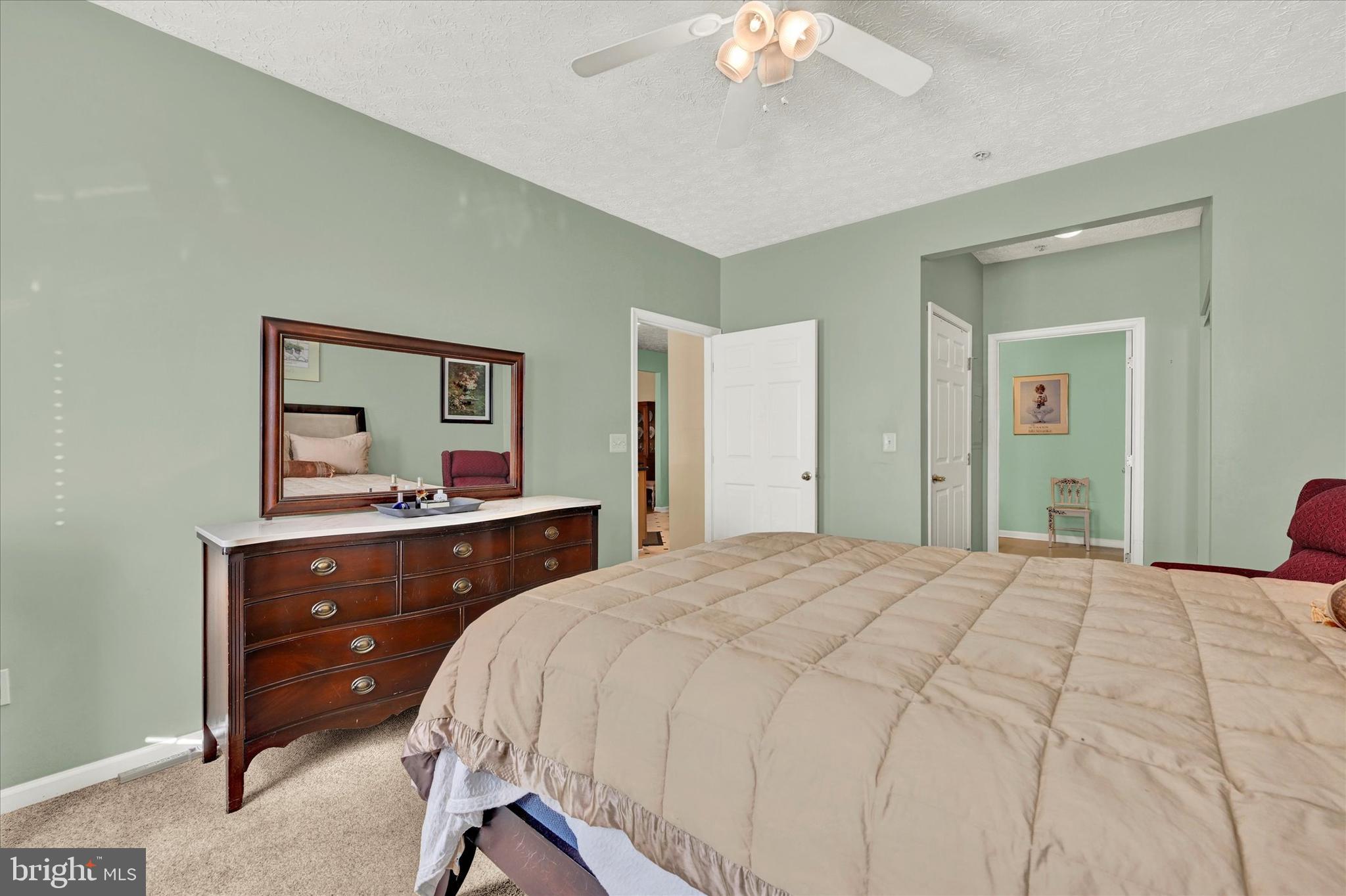 11 Brook Farm Court Unit: 11D