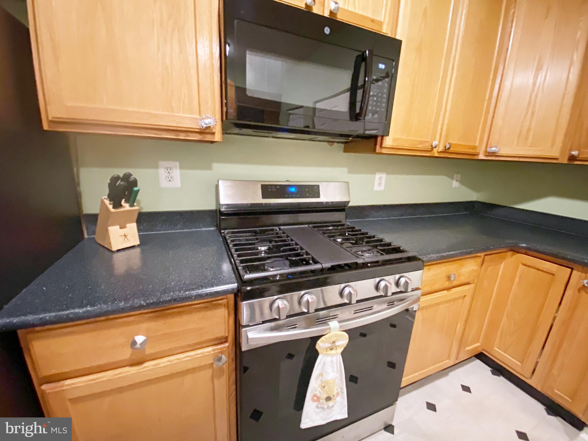 11 Brook Farm Court Unit: 11D