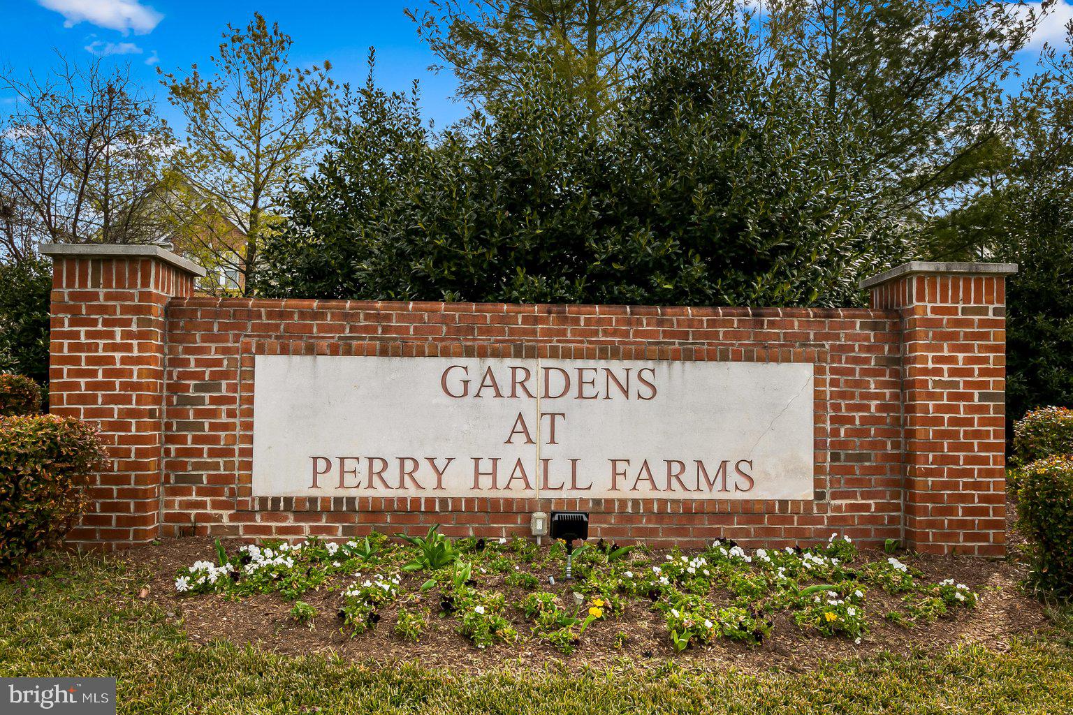 11 Brook Farm Court Unit: 11D