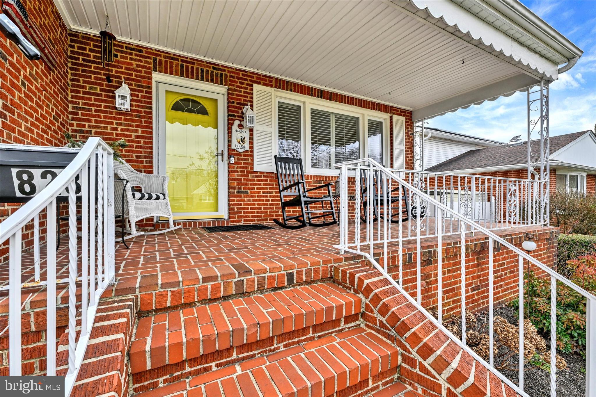 823 Dorsey Avenue