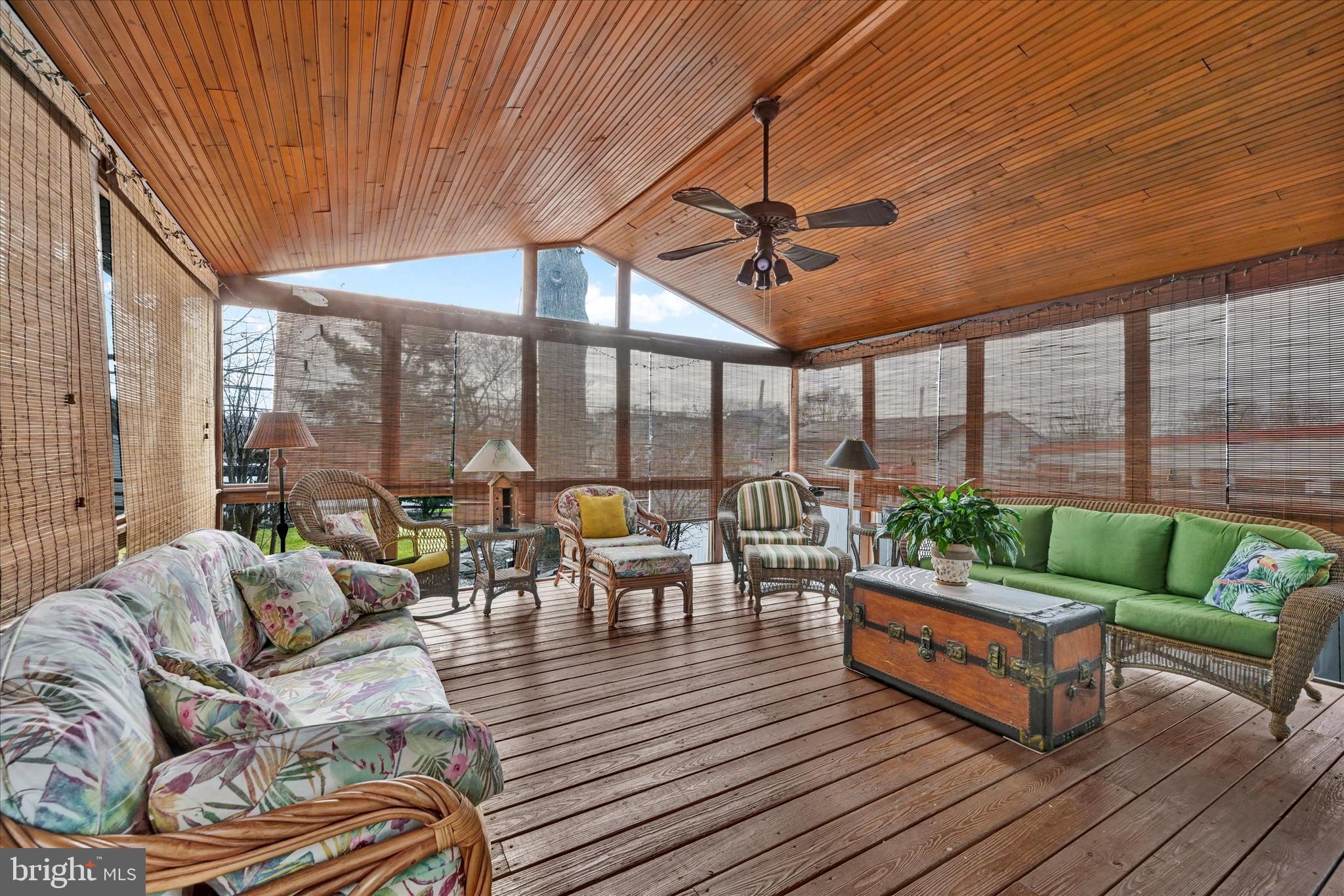 823 Dorsey Avenue
