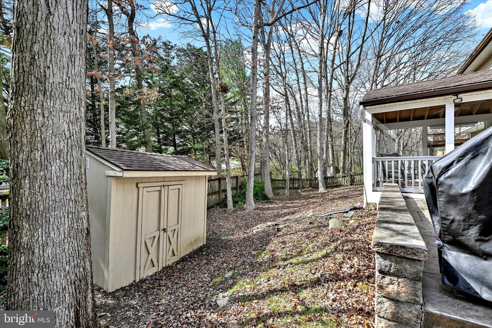 4909 Tartan Hill Rd